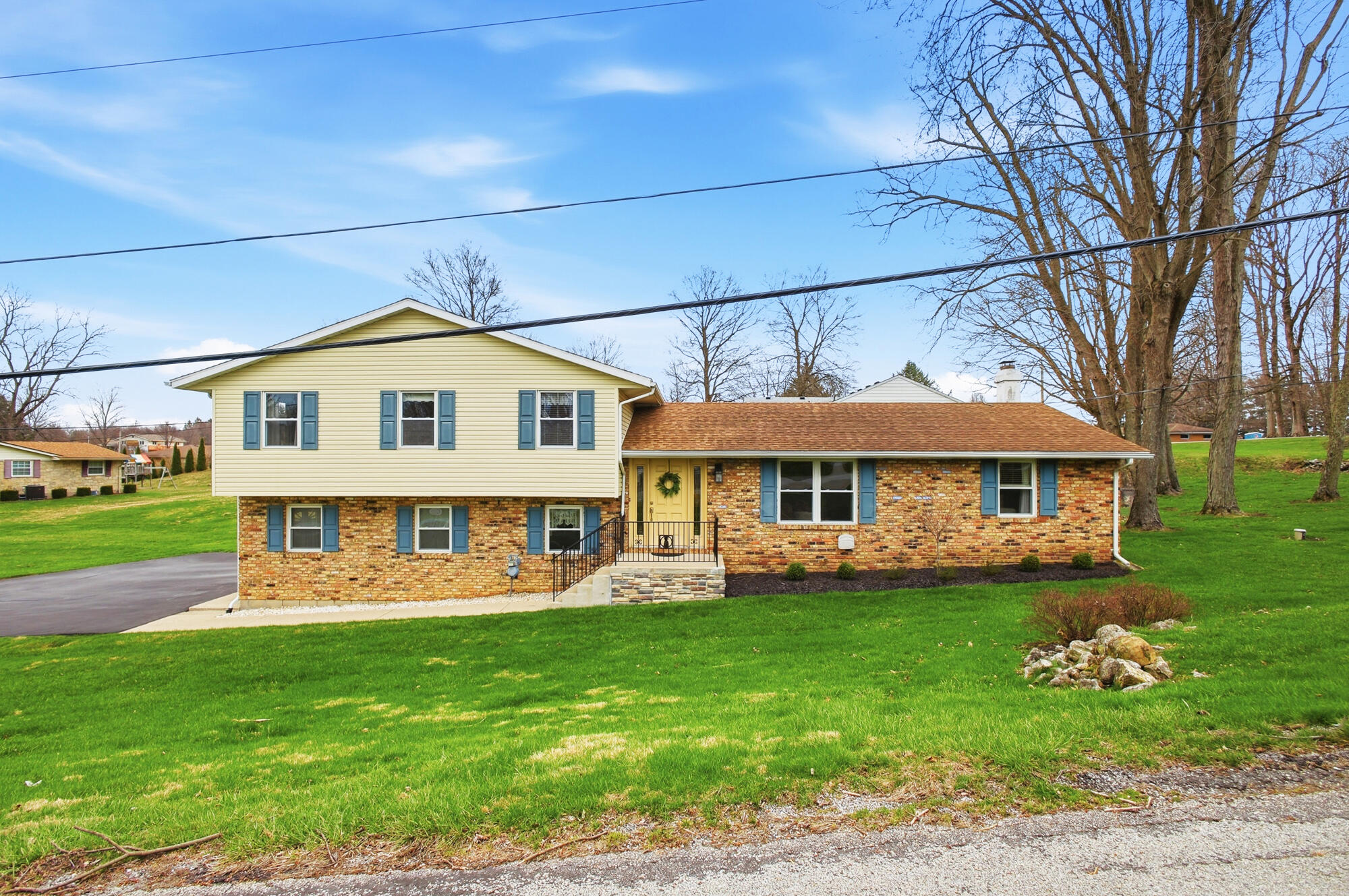2224 Cheviot Hills Drive, Springfield, Ohio 45505