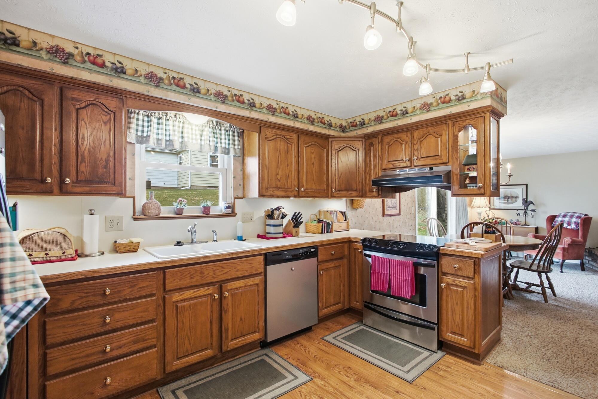 2224 Cheviot Hills Drive, Springfield, Ohio 45505