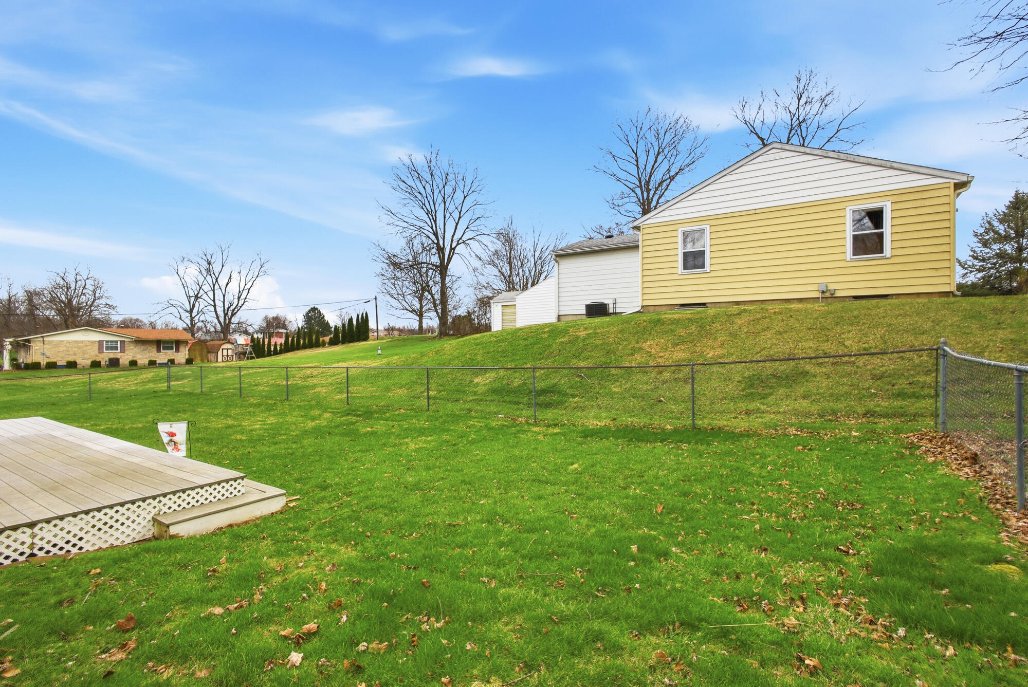 2224 Cheviot Hills Drive, Springfield, Ohio 45505