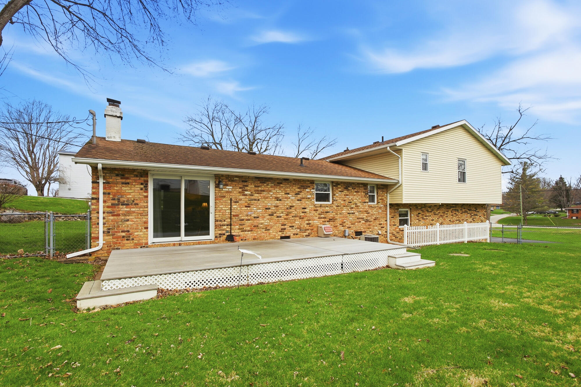 2224 Cheviot Hills Drive, Springfield, Ohio 45505