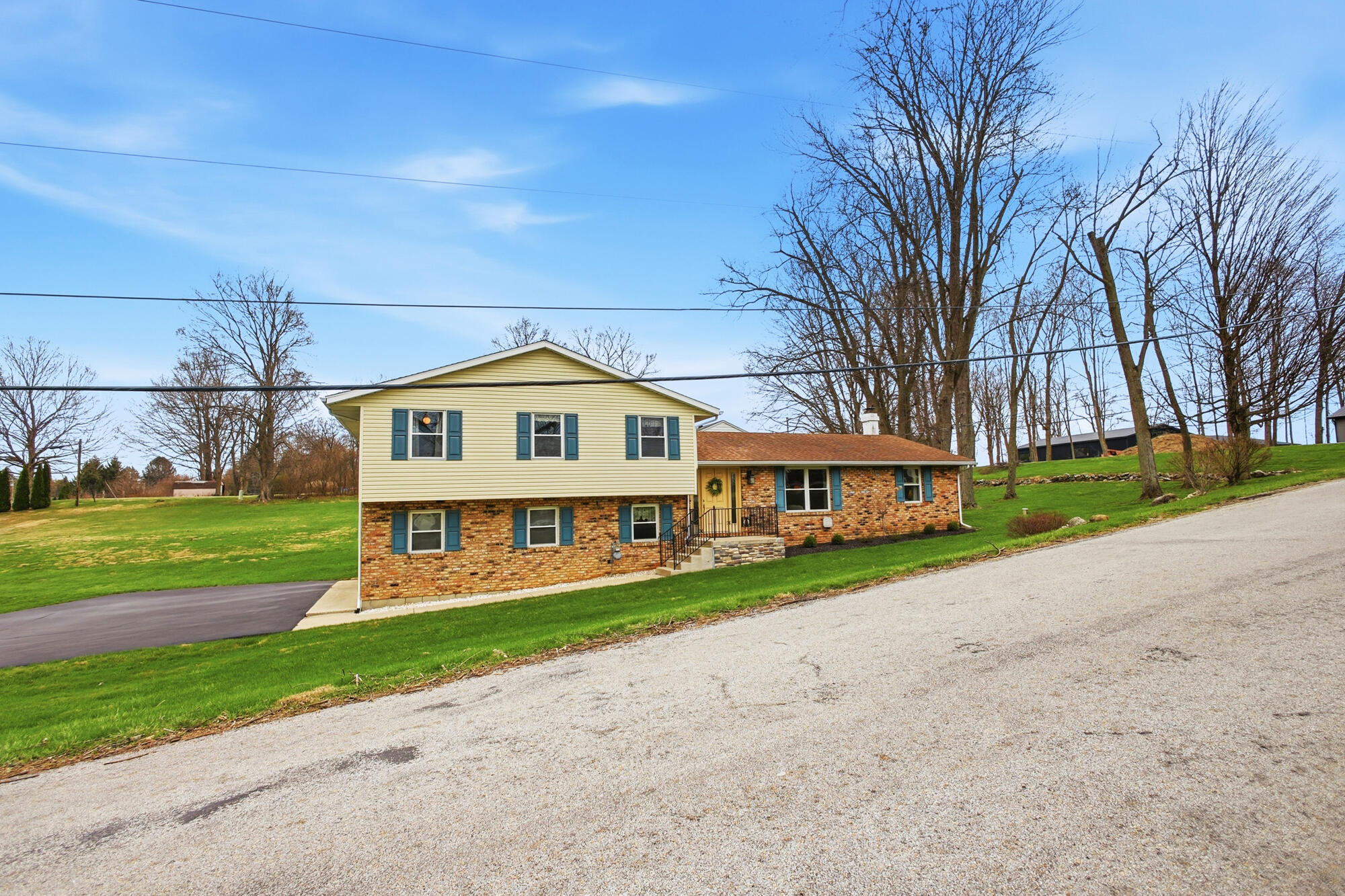 2224 Cheviot Hills Drive, Springfield, Ohio 45505