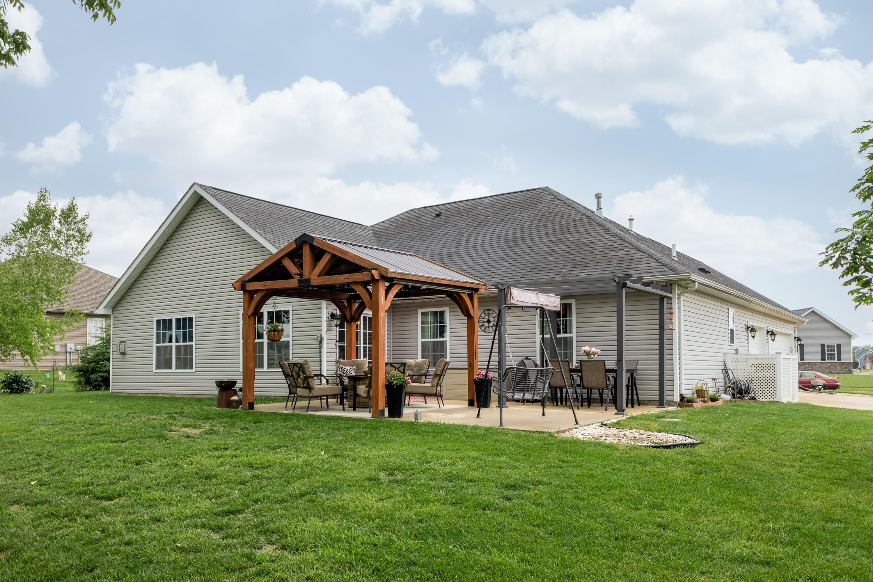 725 Loxley Lane, Troy, Ohio 45373