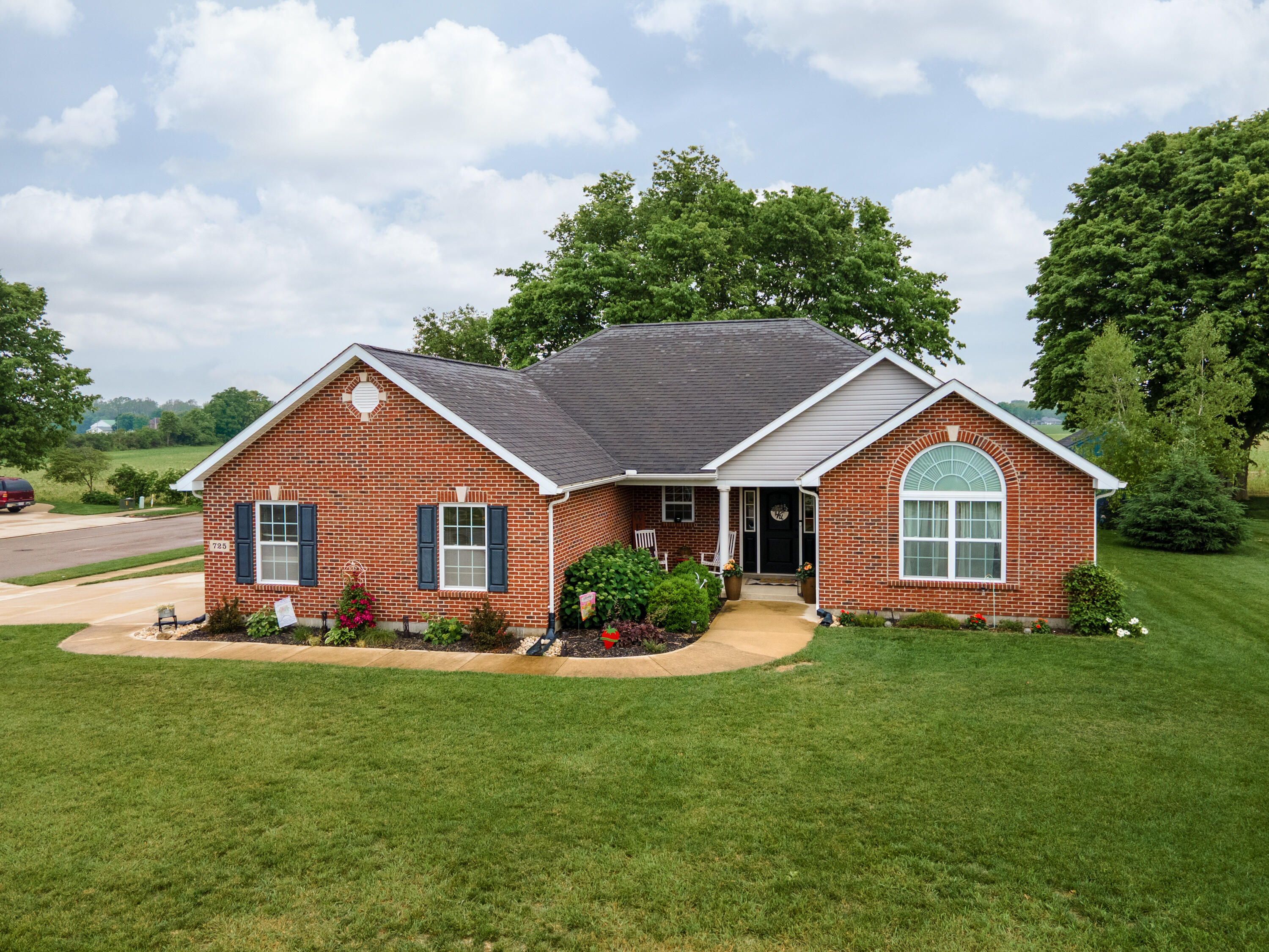 725 Loxley Lane, Troy, Ohio 45373