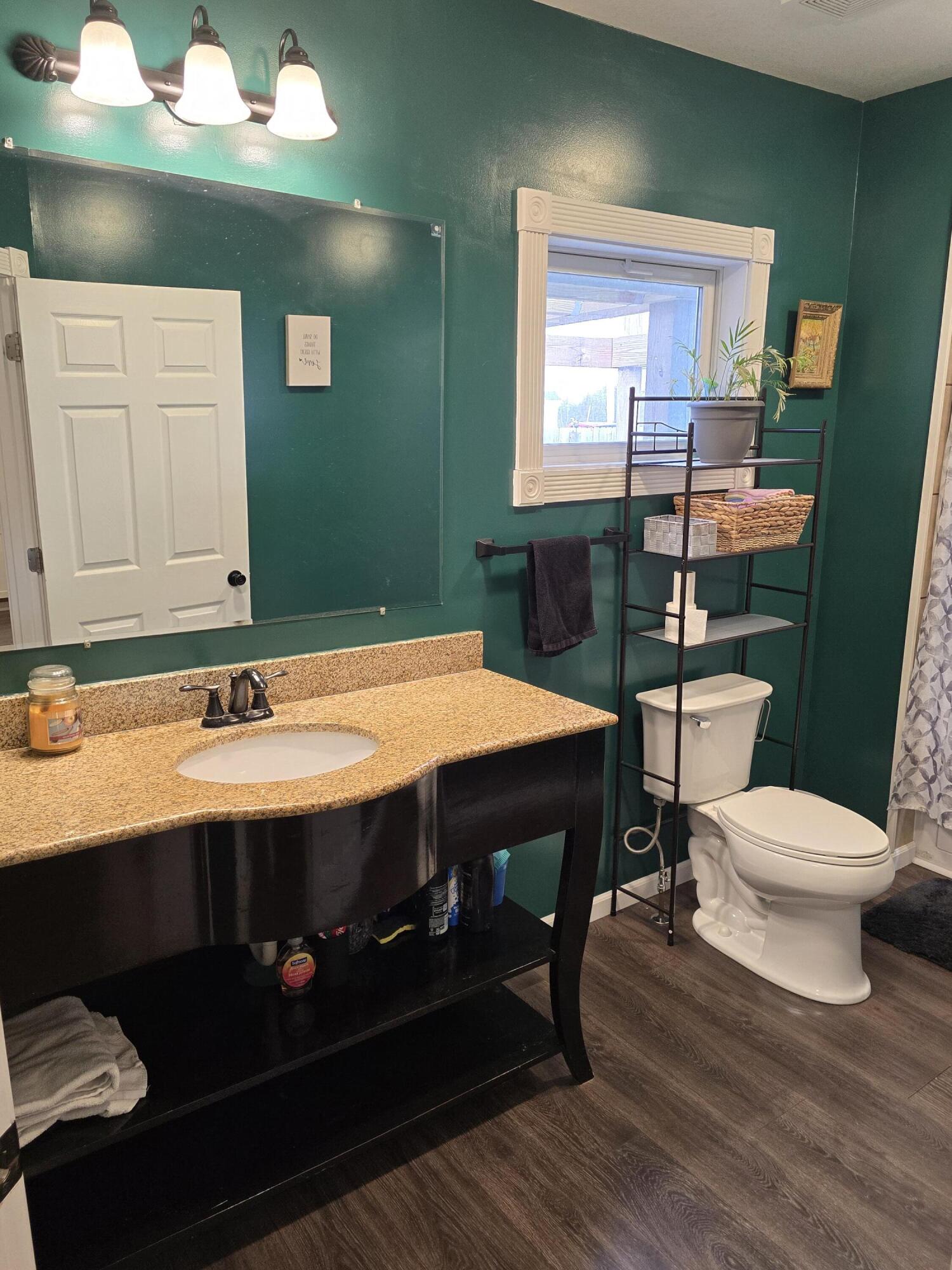 211 Wapakoneta Street, Waynesfield, Ohio 45896