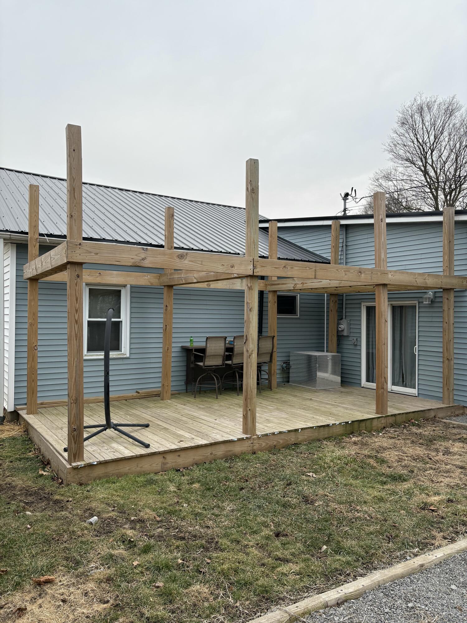 211 Wapakoneta Street, Waynesfield, Ohio 45896