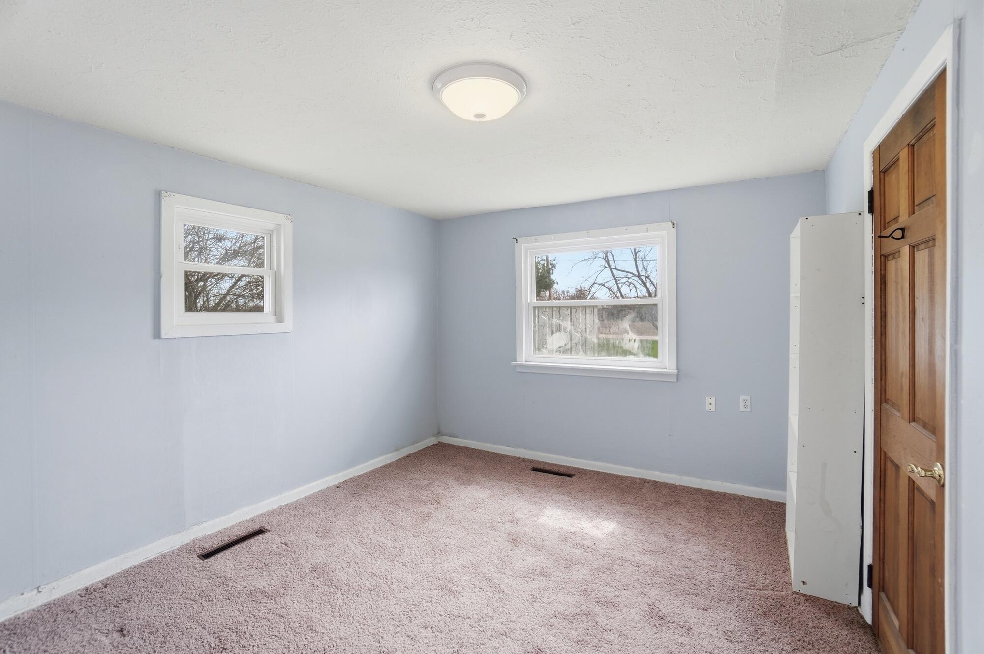 1166 Sparrow Road, Springfield, Ohio 45502