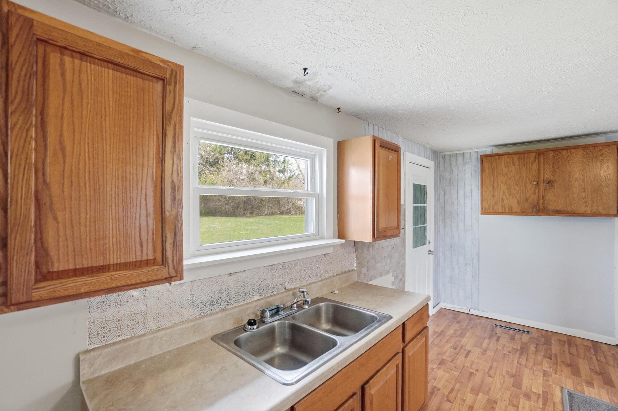 1166 Sparrow Road, Springfield, Ohio 45502