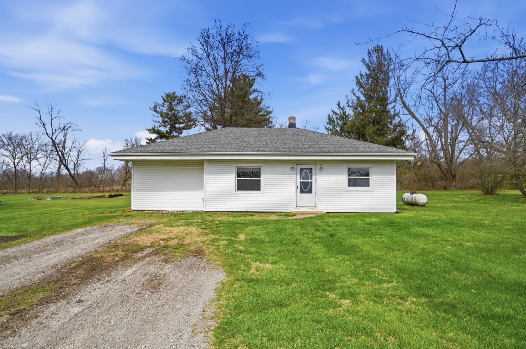 1166 Sparrow Road, Springfield, Ohio 45502