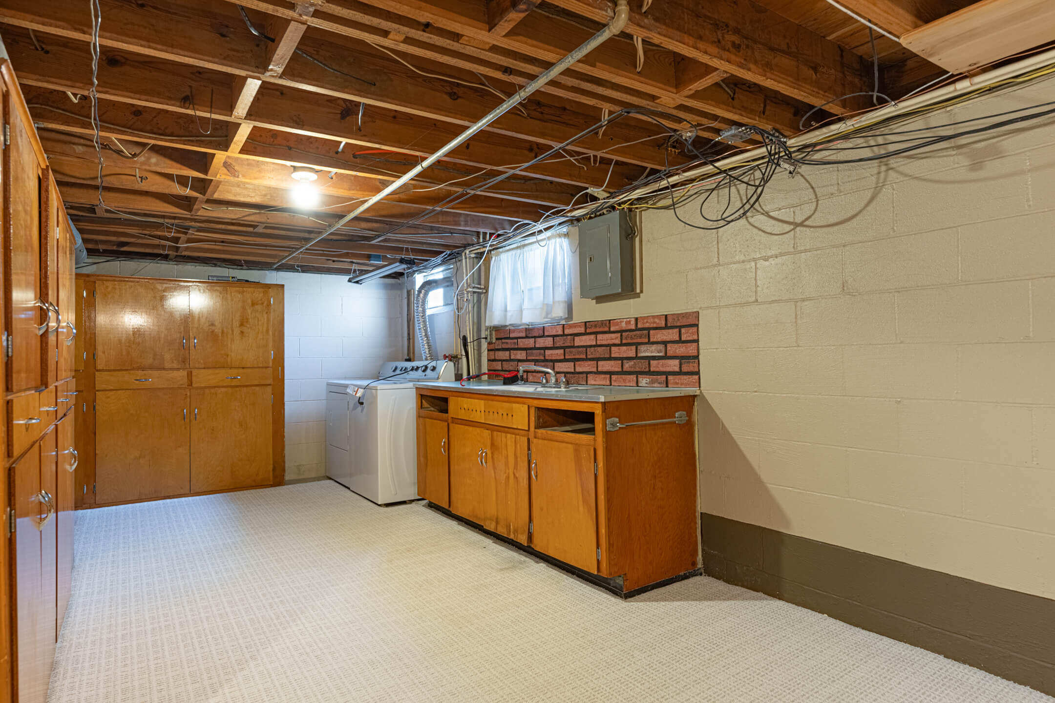 5235 Ridgewood Road, Springfield, Ohio 45503