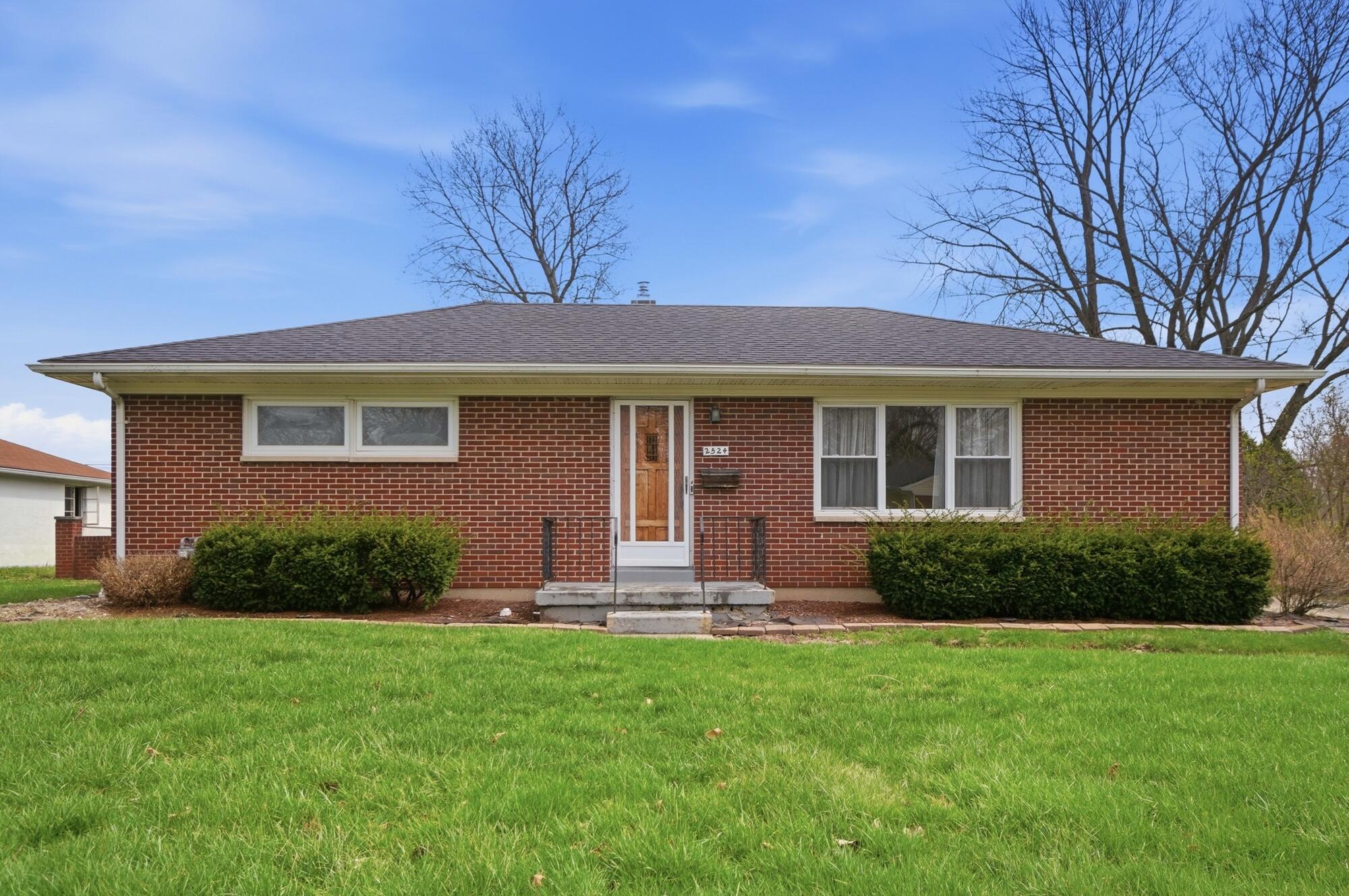 2524 Home Orchard Drive, Springfield, Ohio 45503