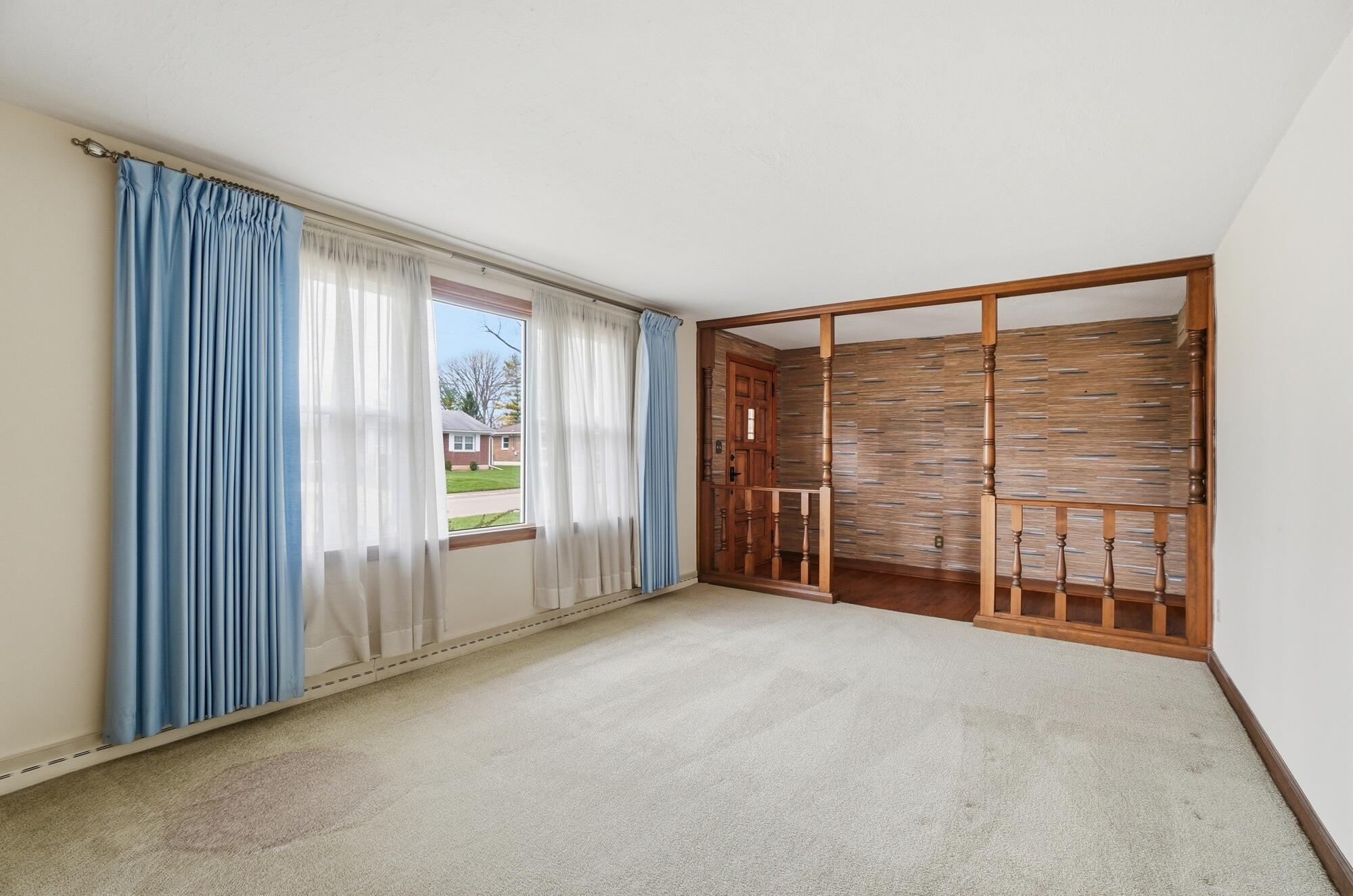 2524 Home Orchard Drive, Springfield, Ohio 45503