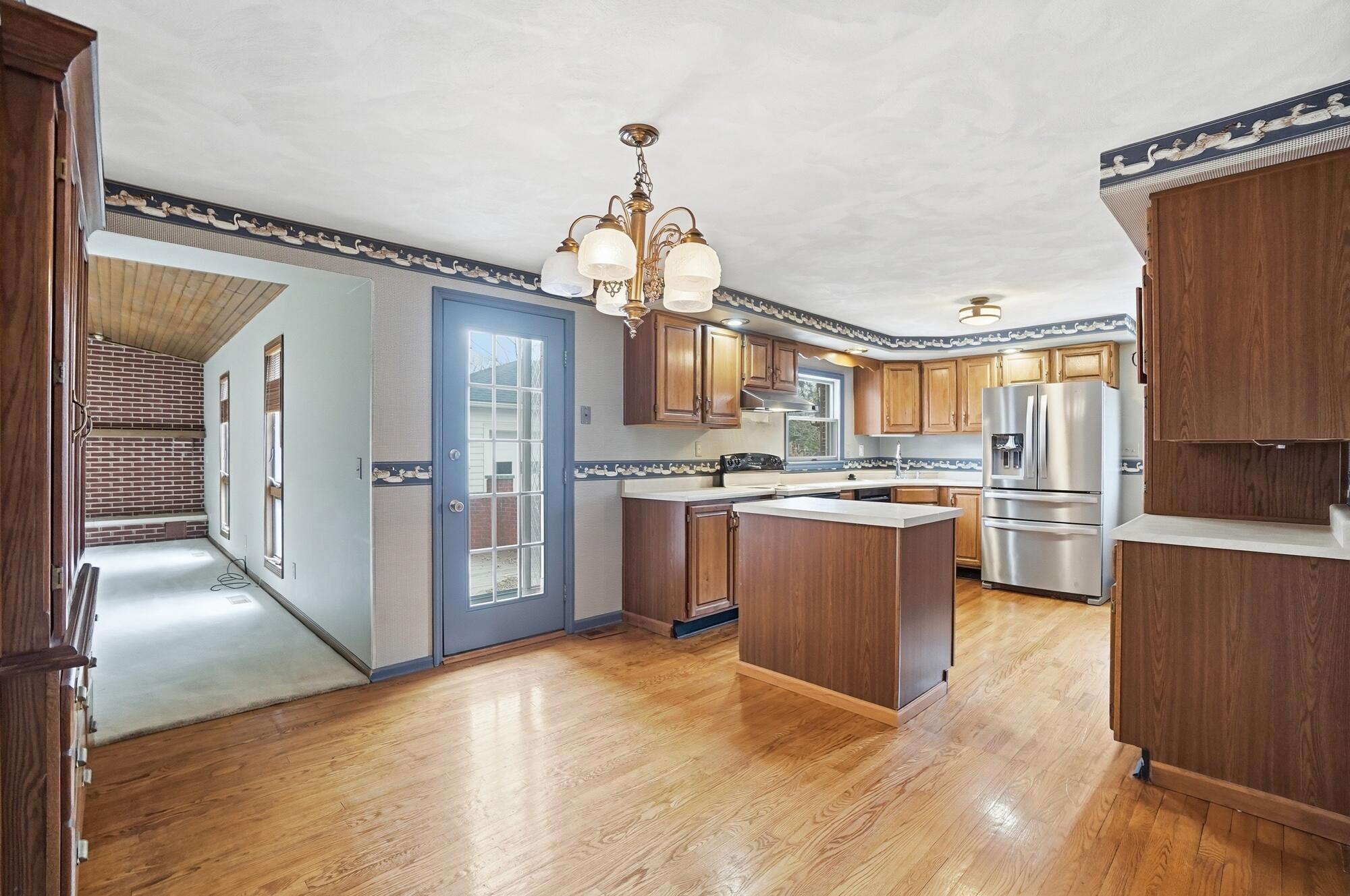 2524 Home Orchard Drive, Springfield, Ohio 45503