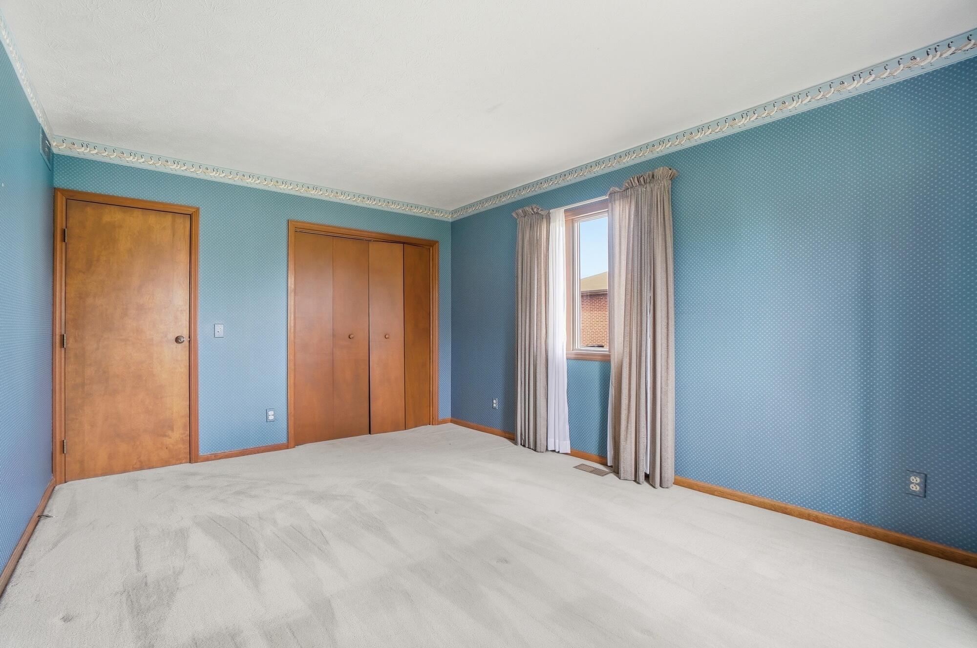 2524 Home Orchard Drive, Springfield, Ohio 45503