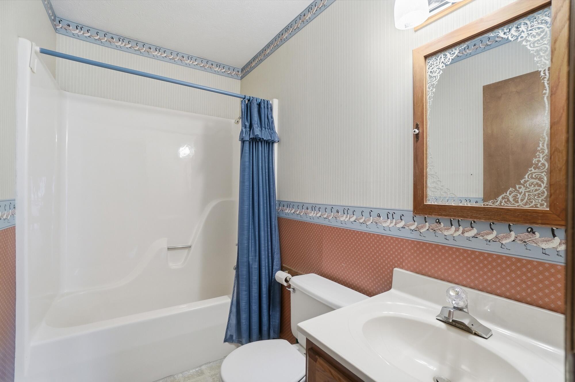 2524 Home Orchard Drive, Springfield, Ohio 45503