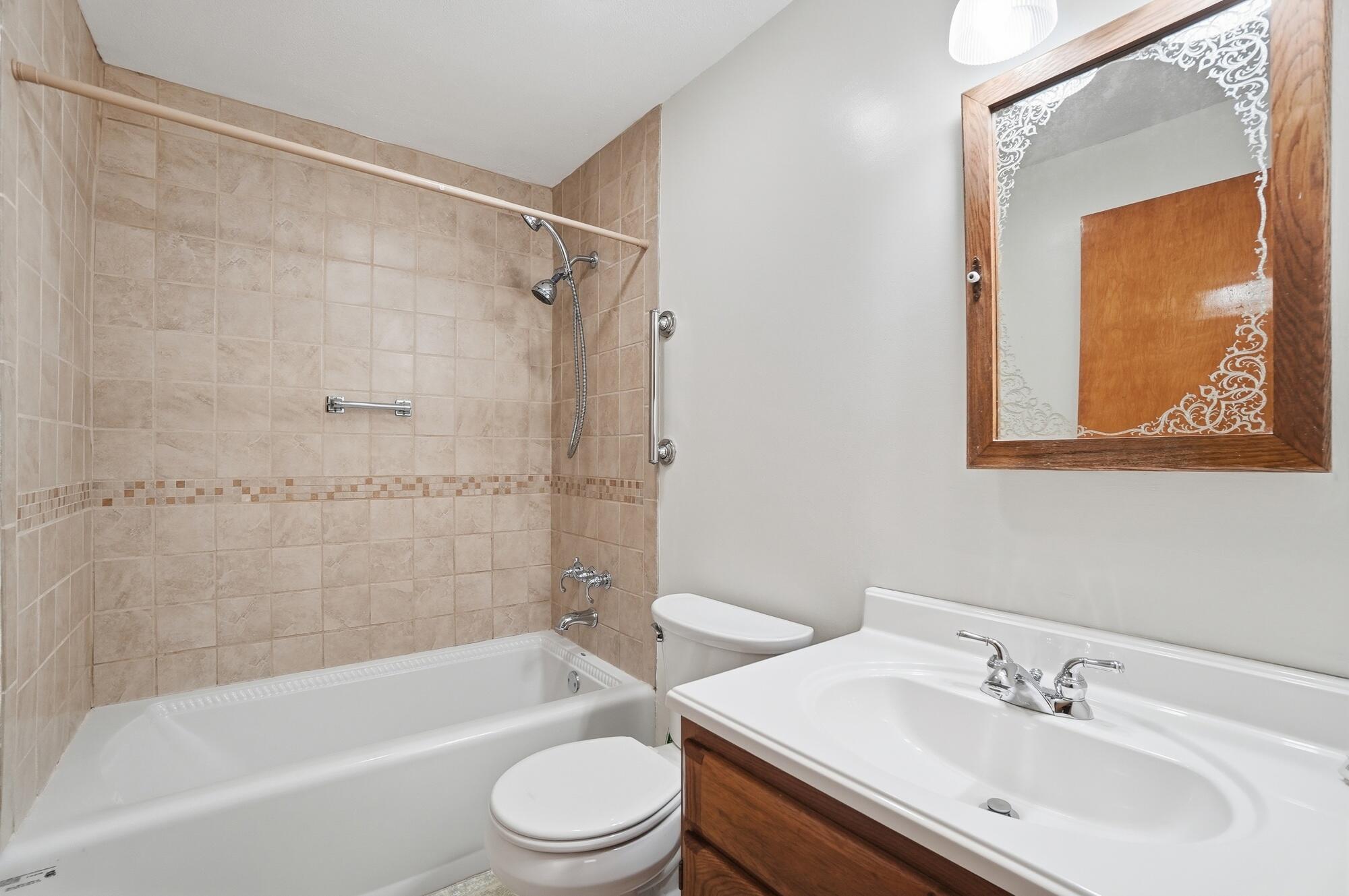 2524 Home Orchard Drive, Springfield, Ohio 45503