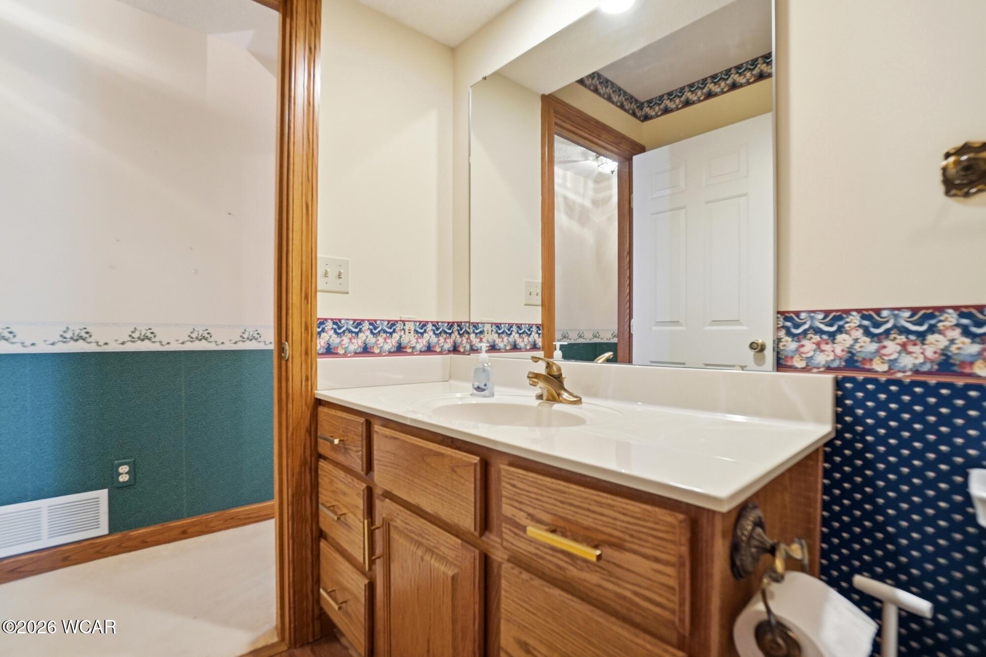 1553 Bittersweet Drive, Elida, Ohio