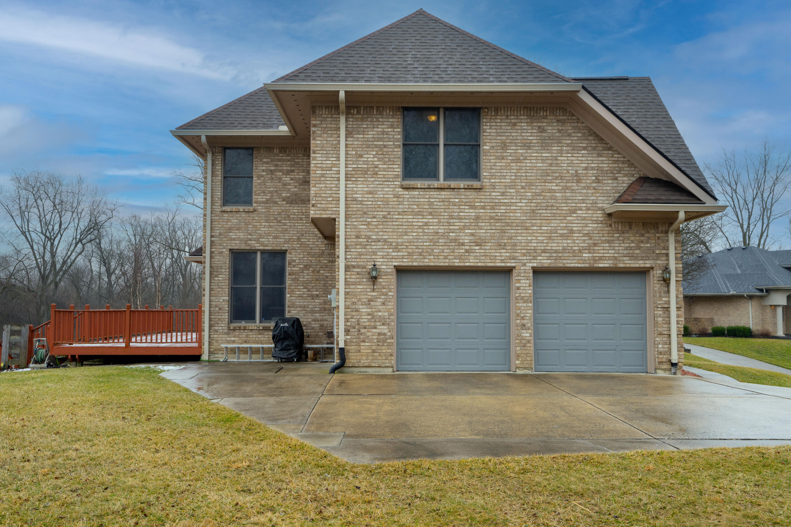 2442 Greystone Lane, Springfield, Ohio 45503