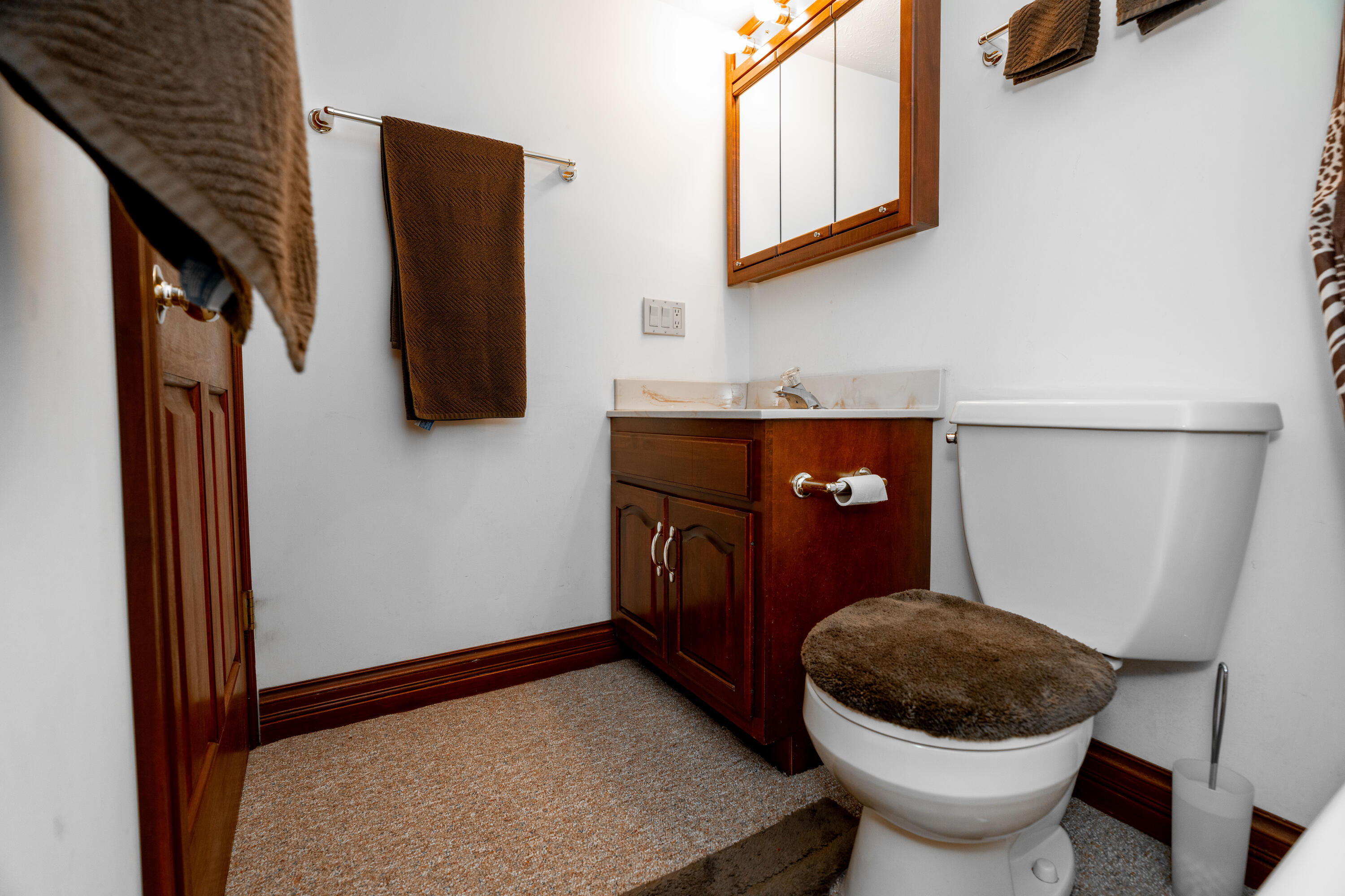 2442 Greystone Lane, Springfield, Ohio 45503