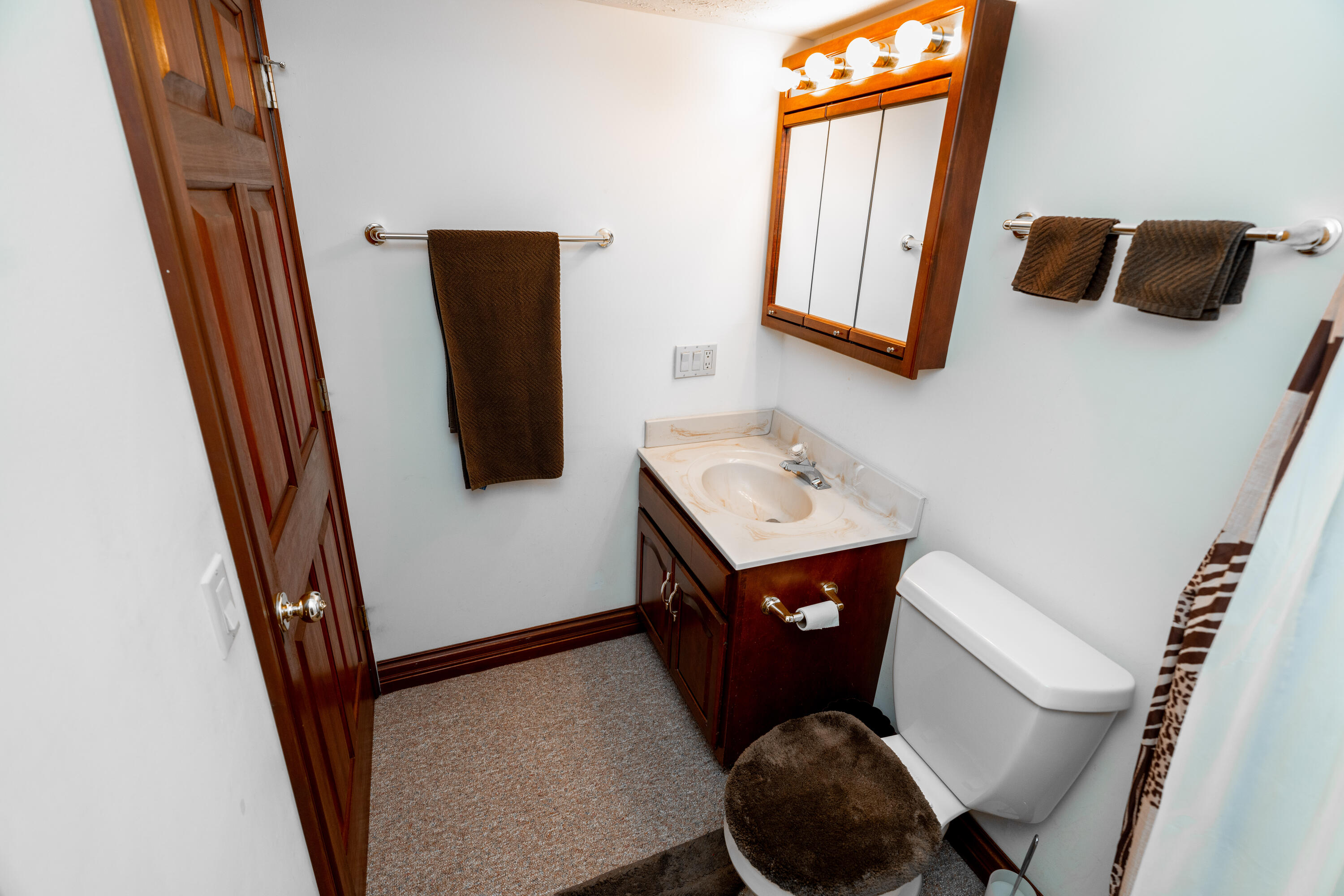 2442 Greystone Lane, Springfield, Ohio 45503