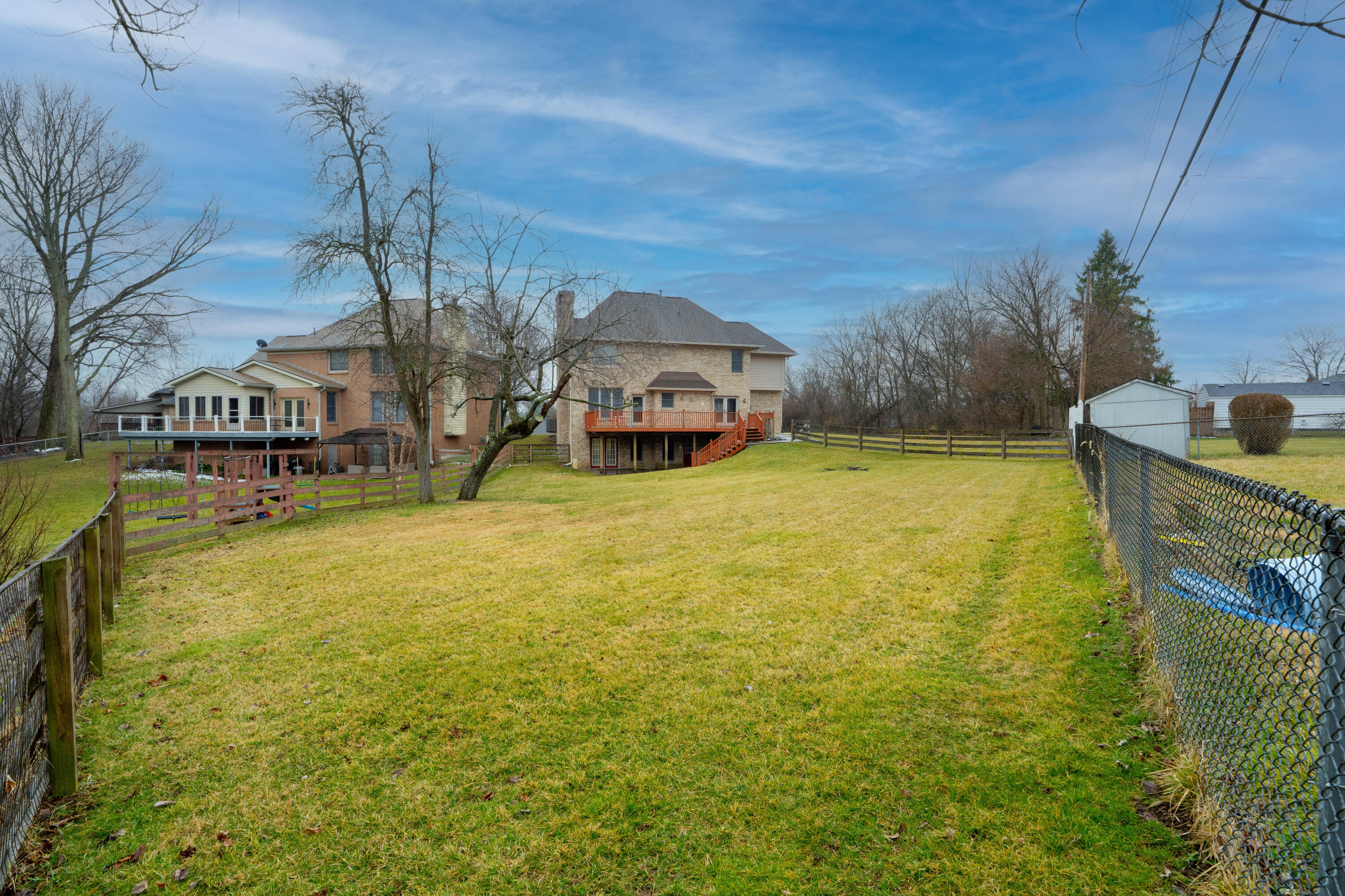 2442 Greystone Lane, Springfield, Ohio 45503