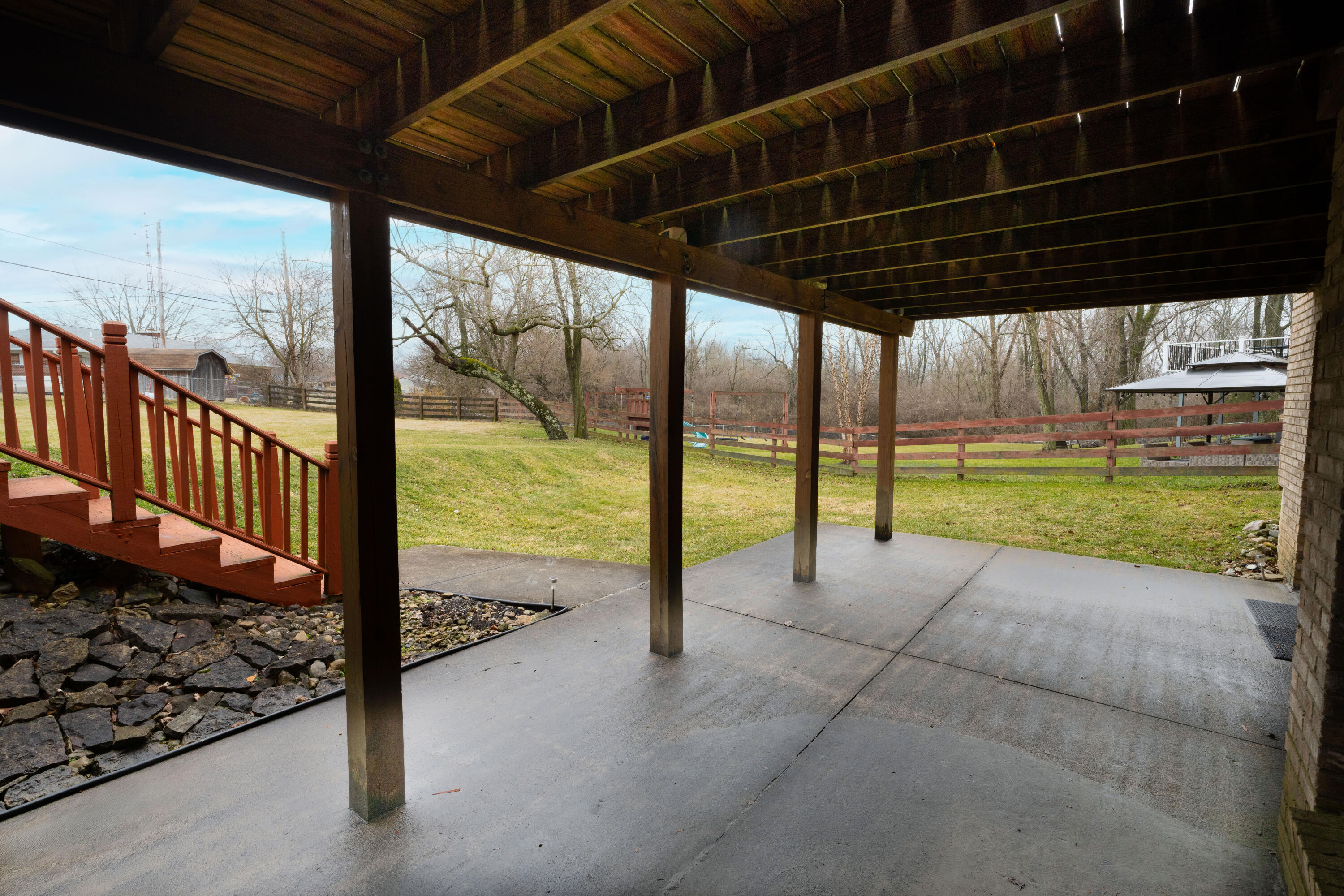 2442 Greystone Lane, Springfield, Ohio 45503