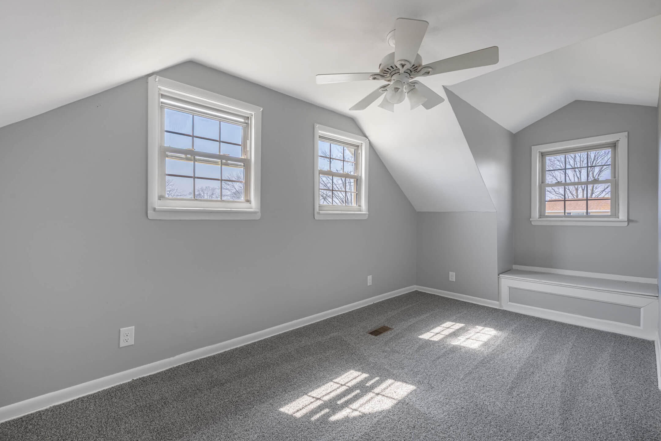 1300 Edgebrook Avenue, New Carlisle, Ohio 45344