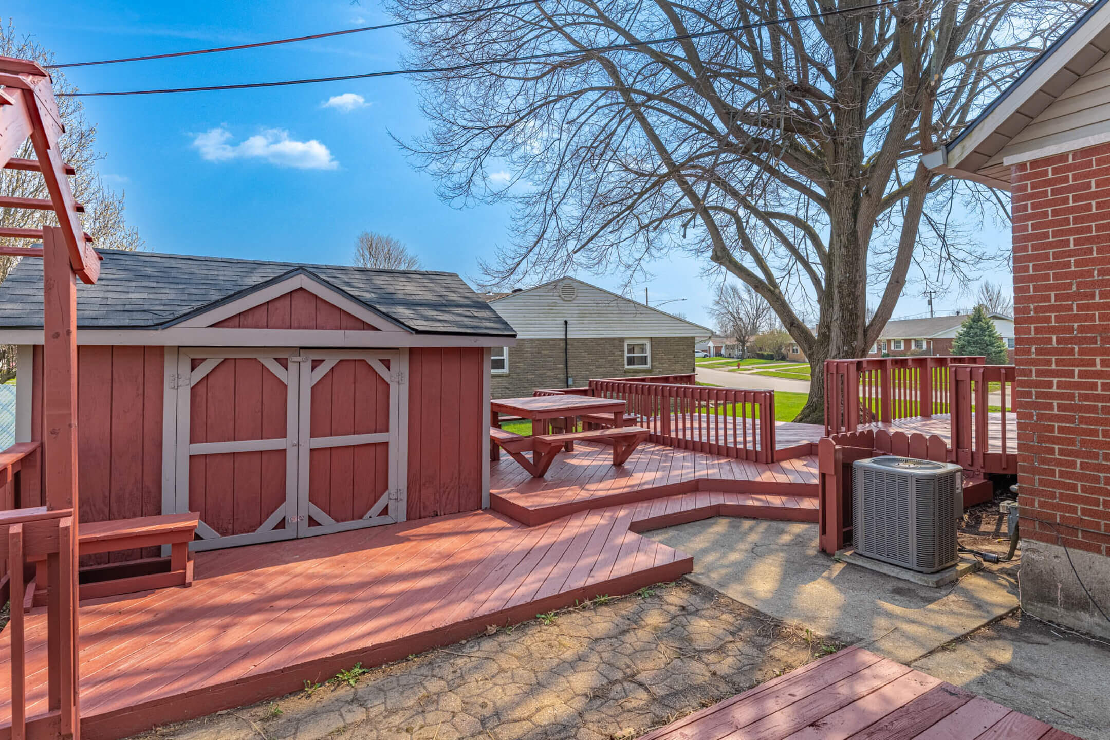 1300 Edgebrook Avenue, New Carlisle, Ohio 45344