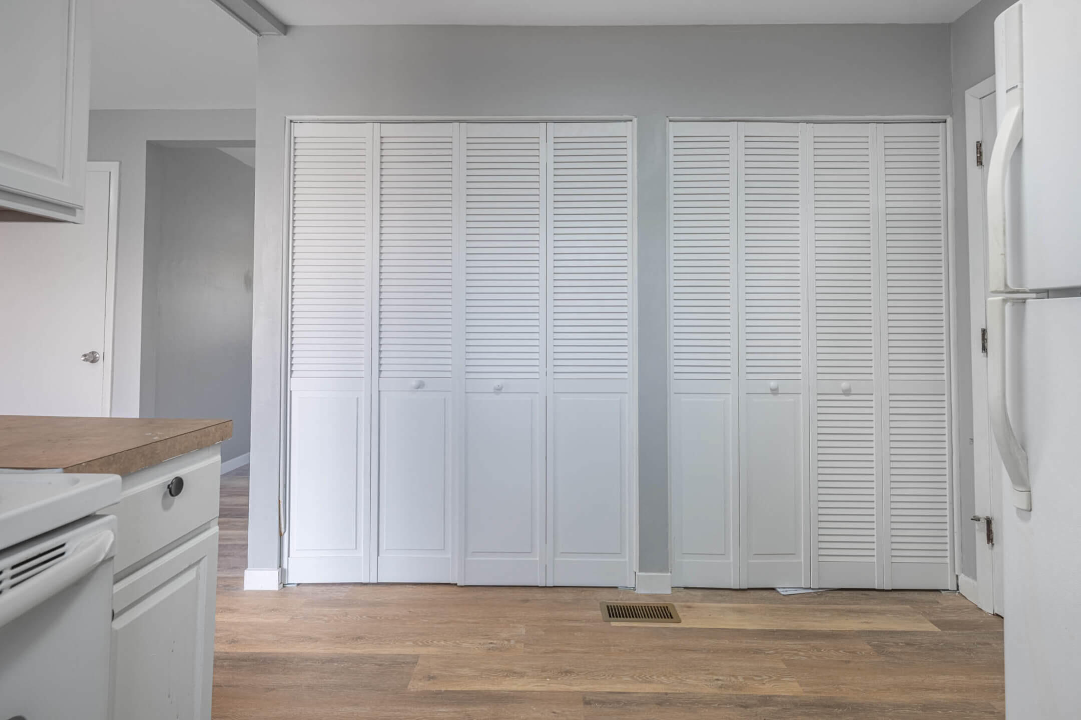 1300 Edgebrook Avenue, New Carlisle, Ohio 45344