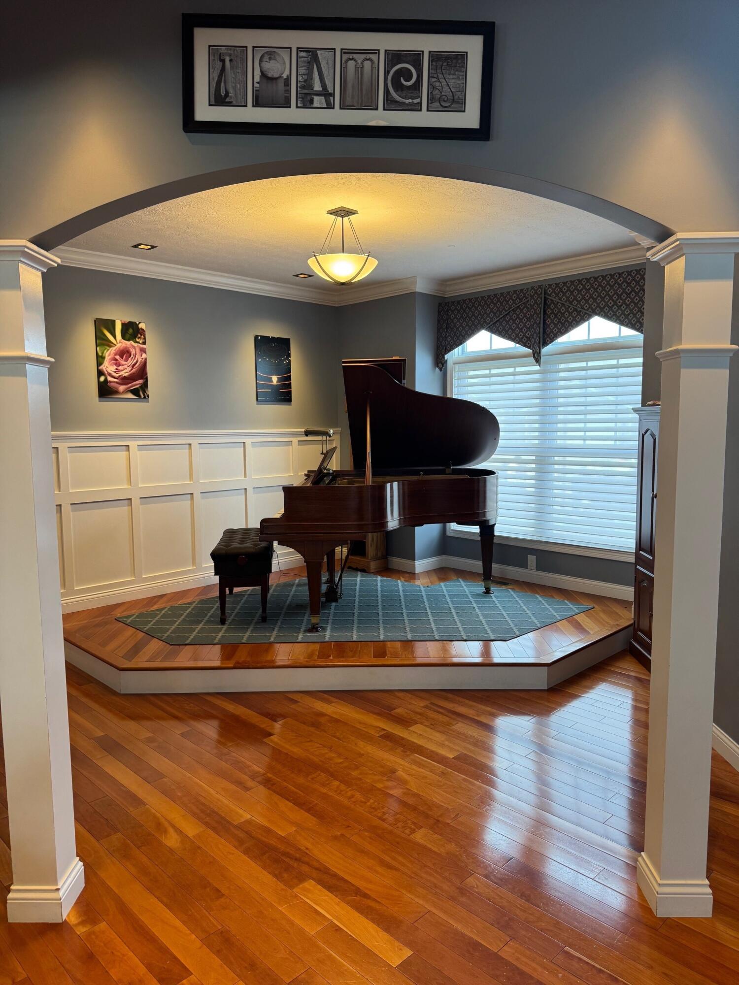 731 Sherwood Drive, Troy, Ohio 45373