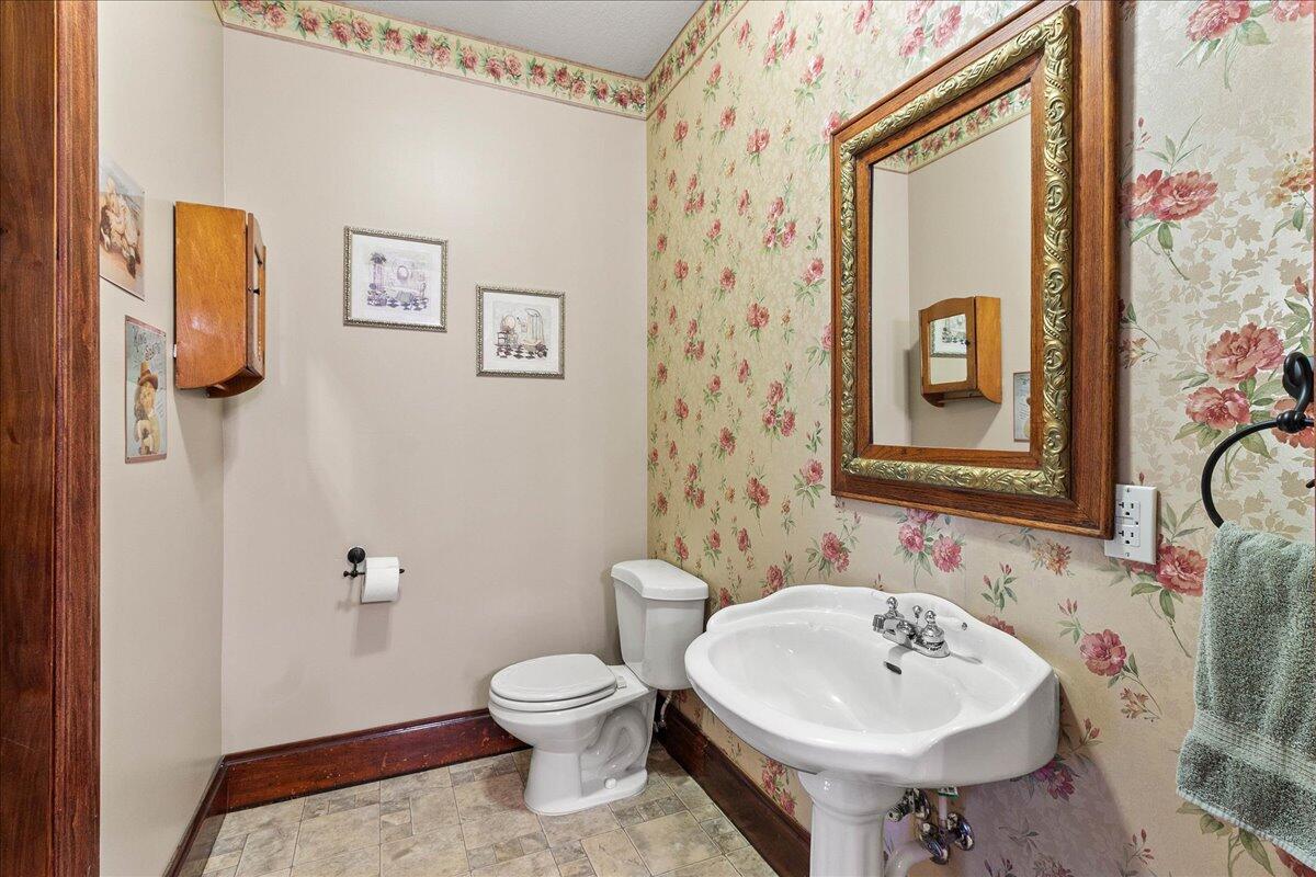 4164 County Road 1, Bellefontaine, Ohio 43311