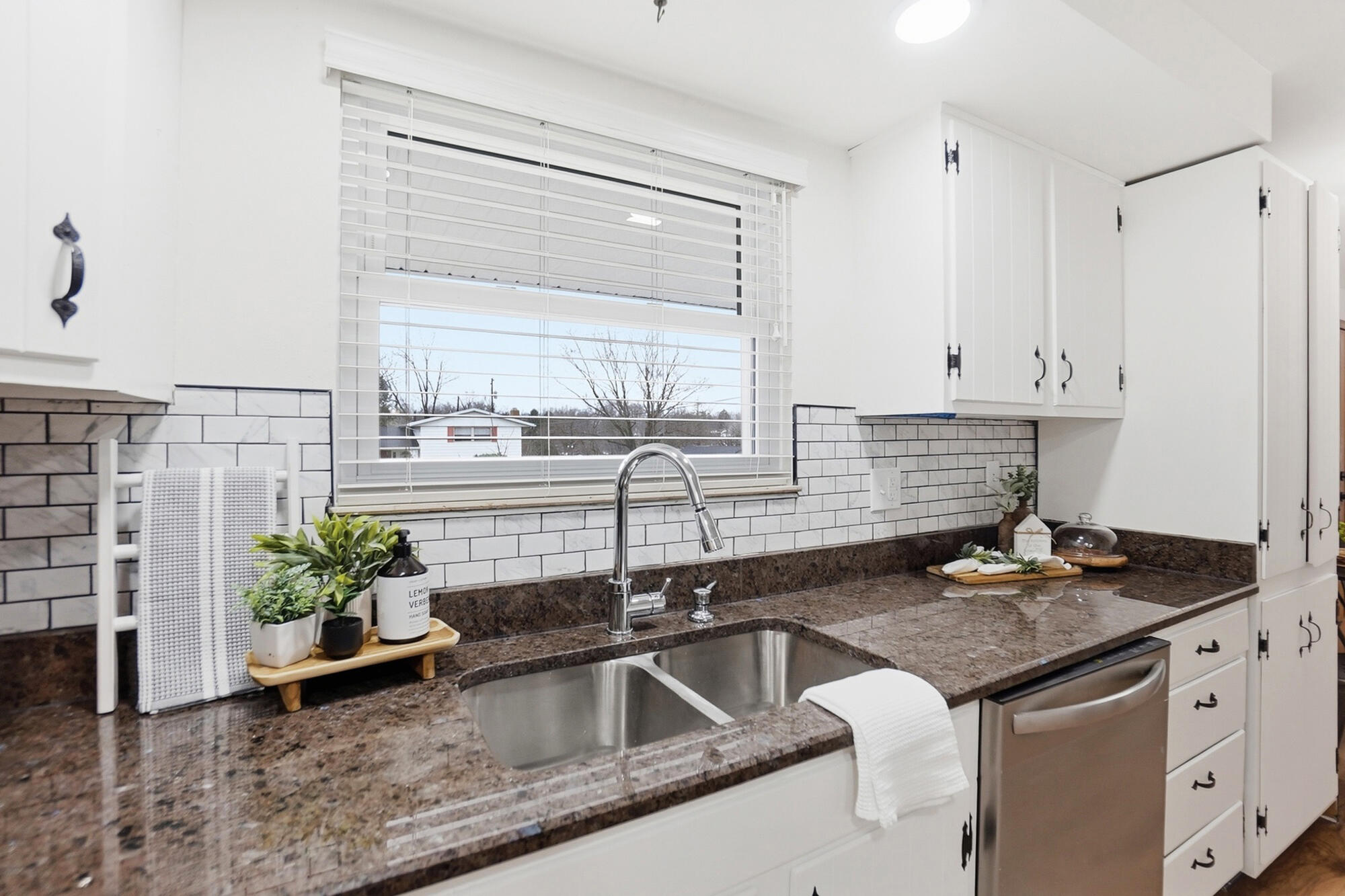 1628 Yorkshire Court, Springfield, Ohio 45503