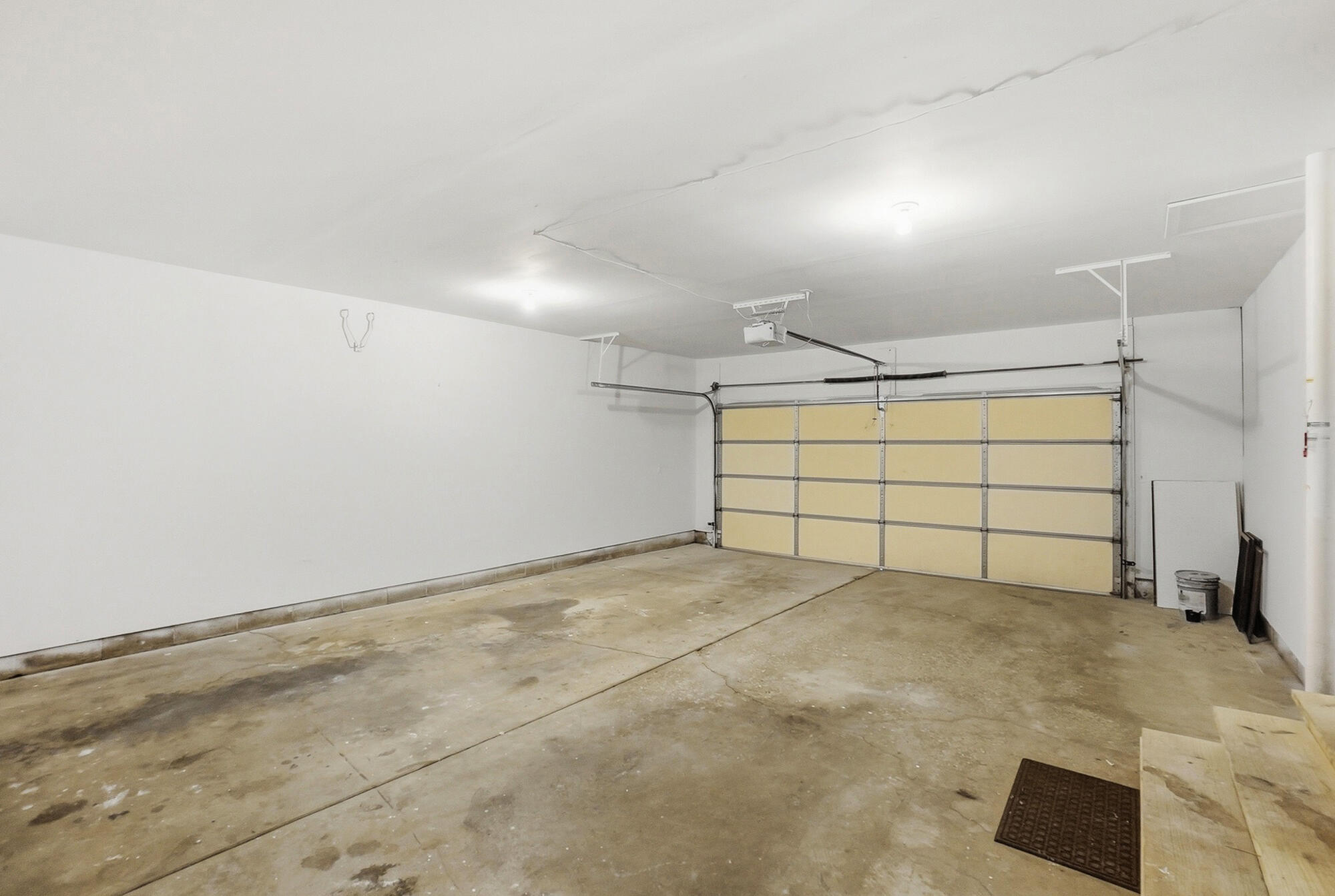 1628 Yorkshire Court, Springfield, Ohio 45503