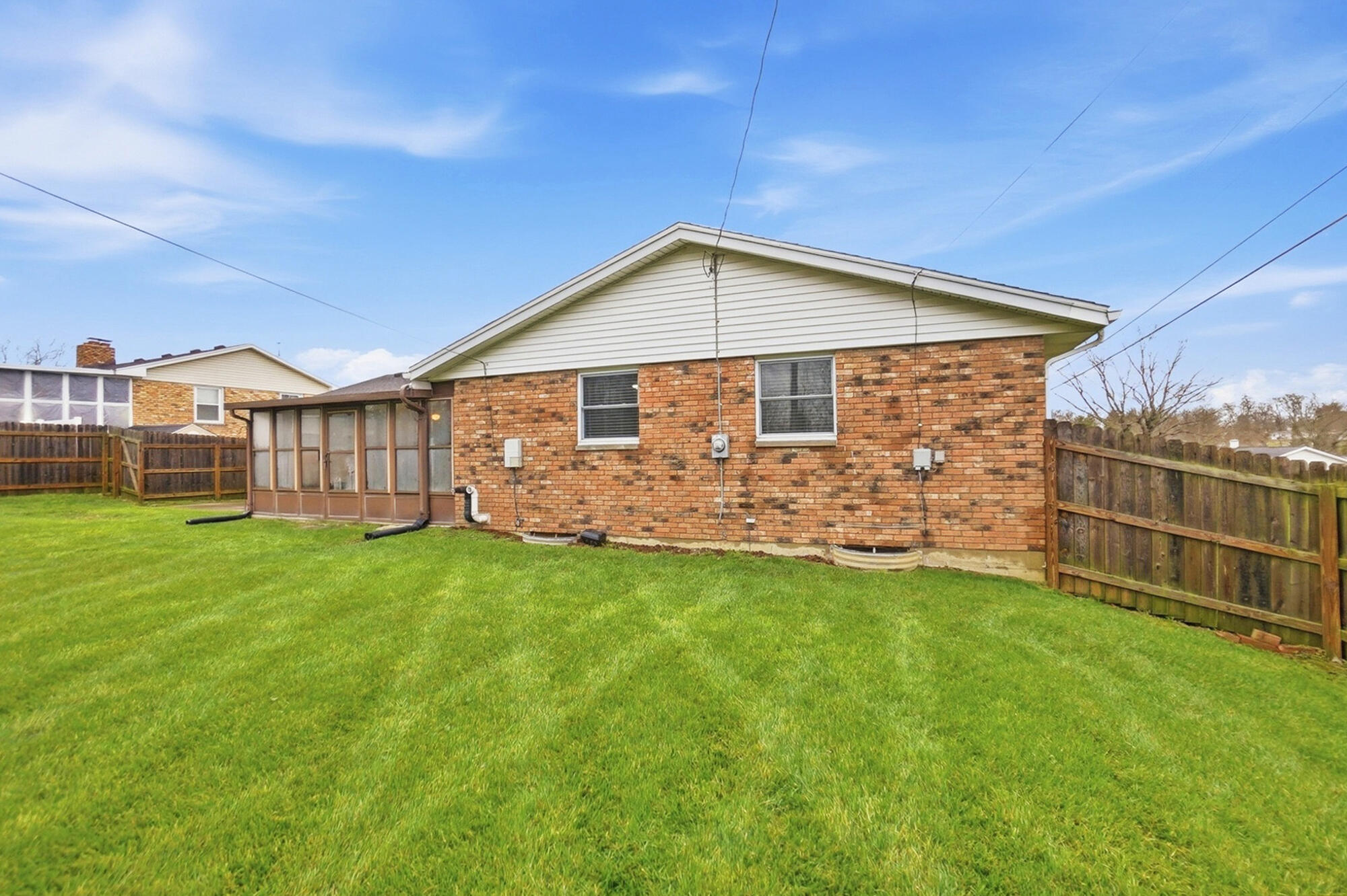 1628 Yorkshire Court, Springfield, Ohio 45503