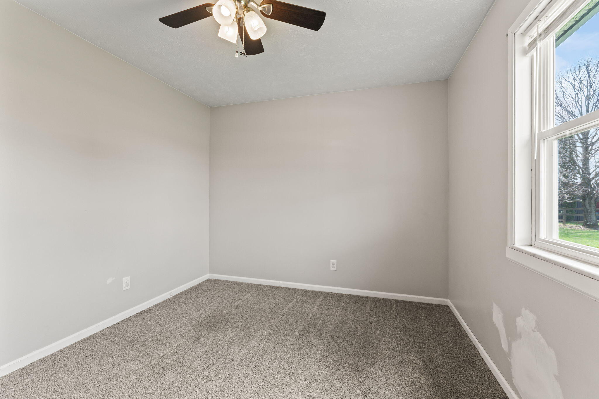 4716 Old Clifton Road, Springfield, Ohio 45502