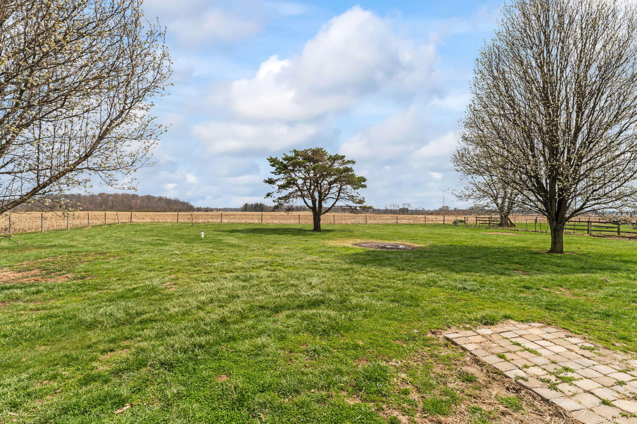 4716 Old Clifton Road, Springfield, Ohio 45502