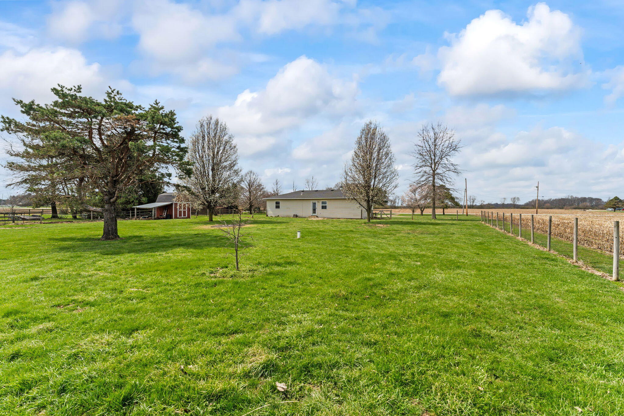 4716 Old Clifton Road, Springfield, Ohio 45502