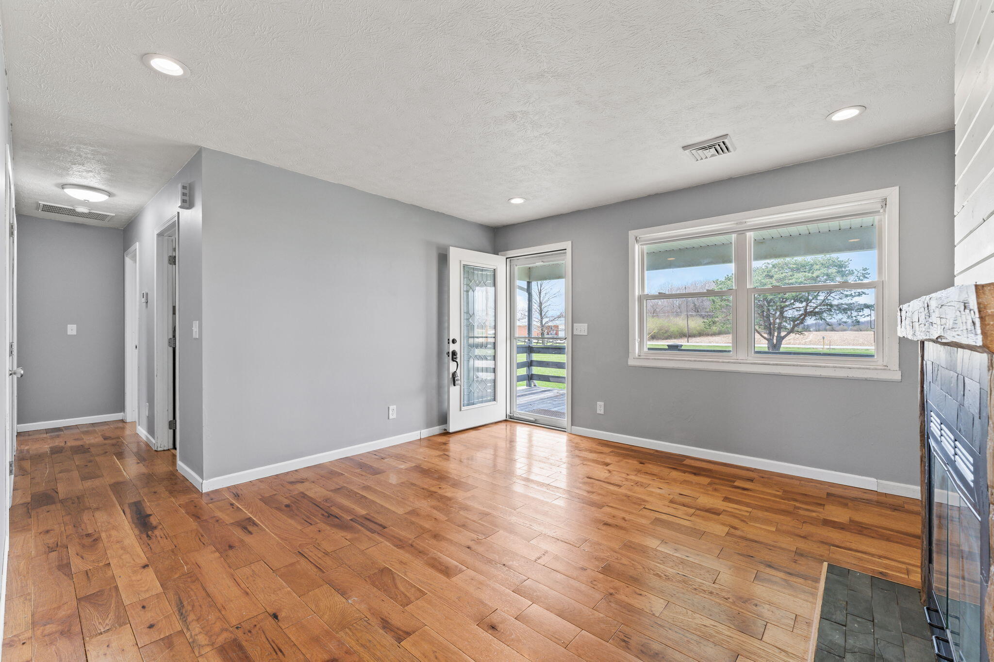 4716 Old Clifton Road, Springfield, Ohio 45502