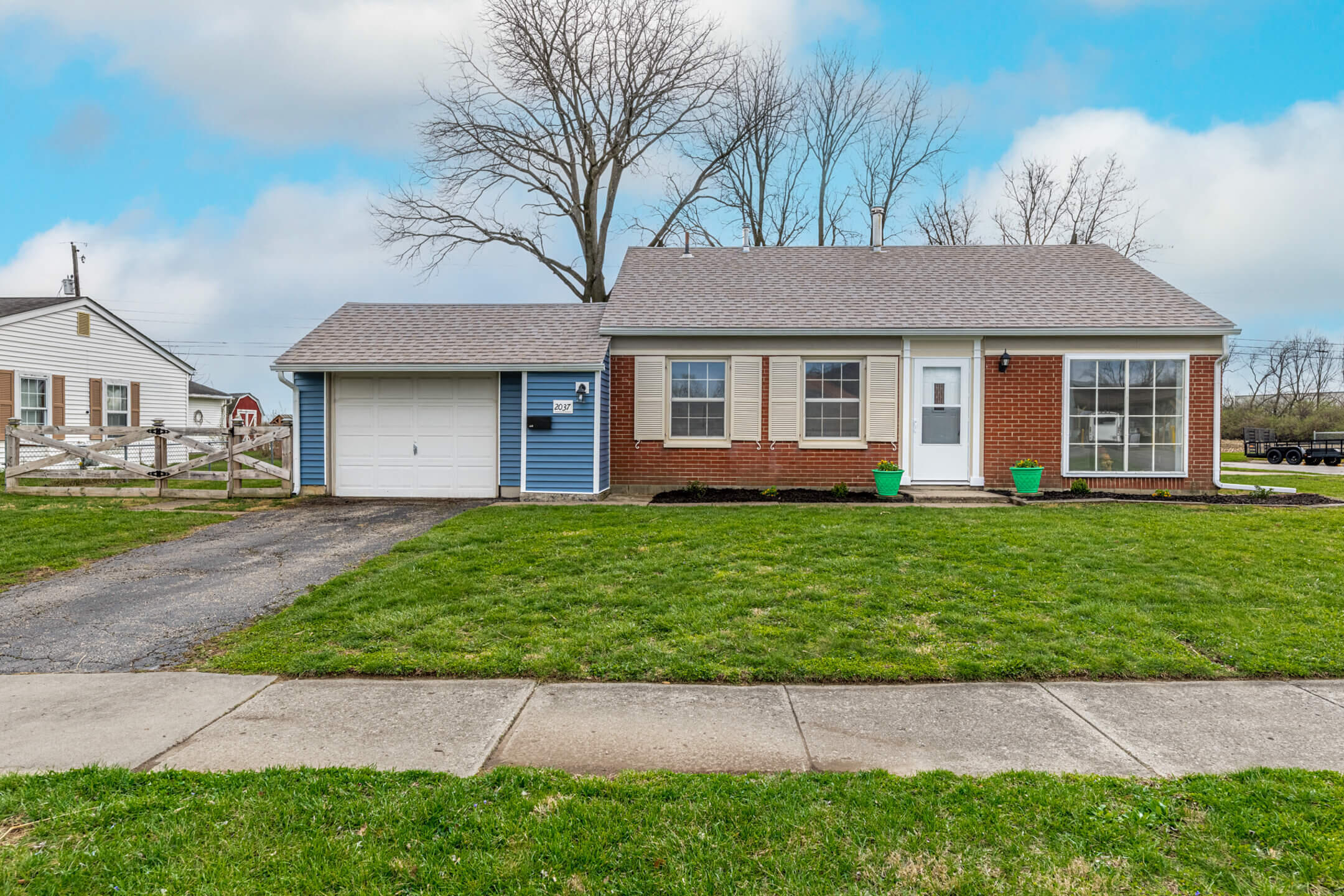 2037 Gerald Drive, Springfield, Ohio 45505