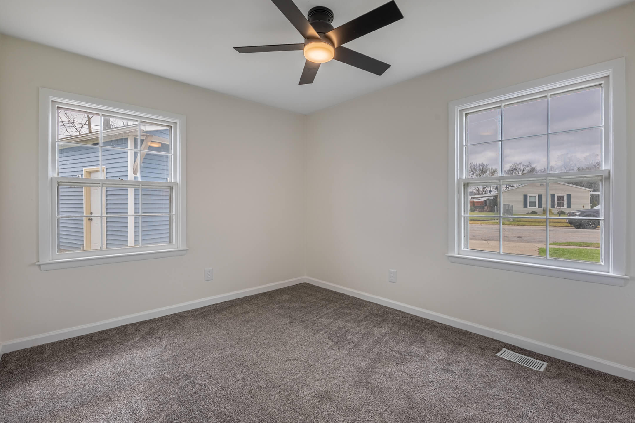 2037 Gerald Drive, Springfield, Ohio 45505