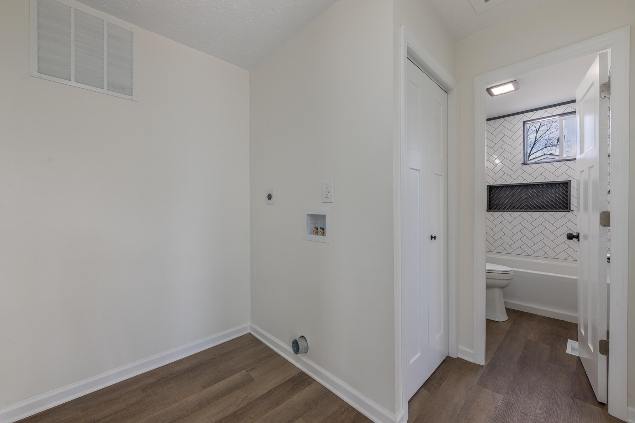 2037 Gerald Drive, Springfield, Ohio 45505