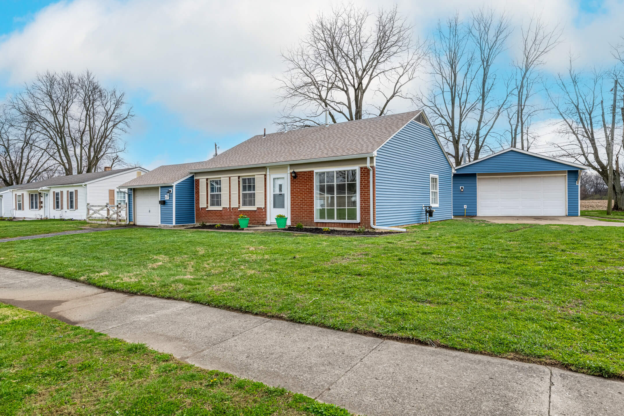 2037 Gerald Drive, Springfield, Ohio 45505
