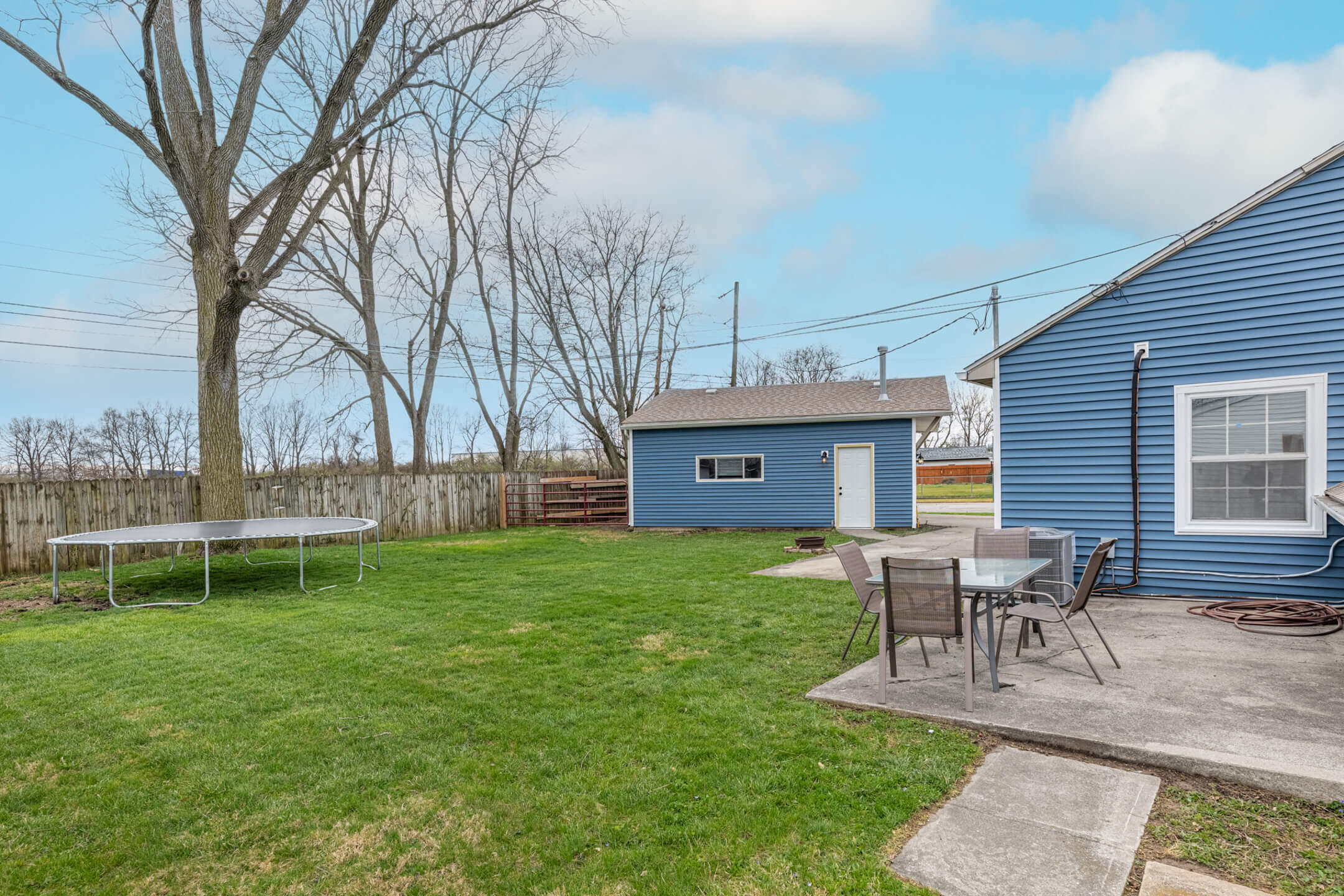 2037 Gerald Drive, Springfield, Ohio 45505