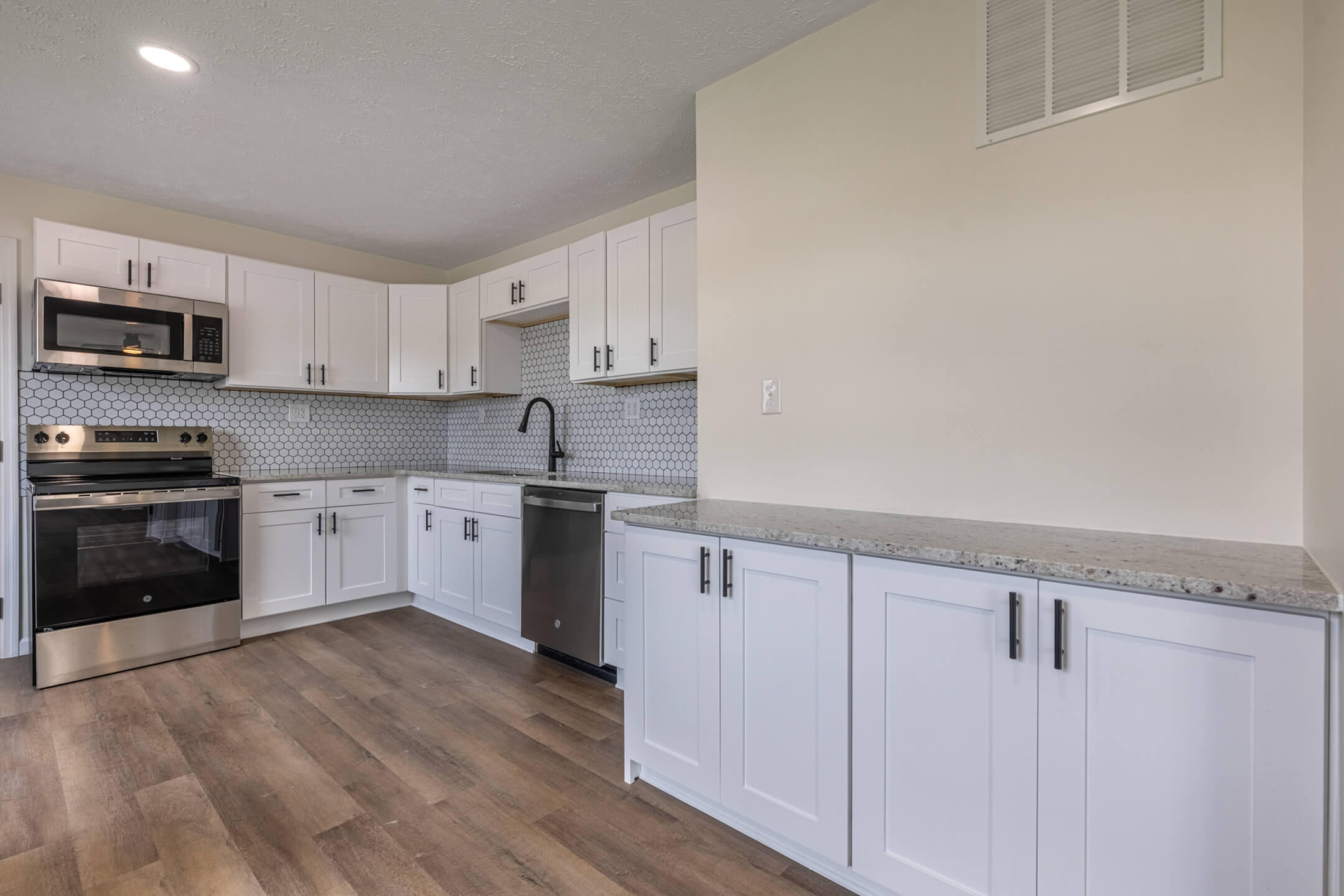 2037 Gerald Drive, Springfield, Ohio 45505