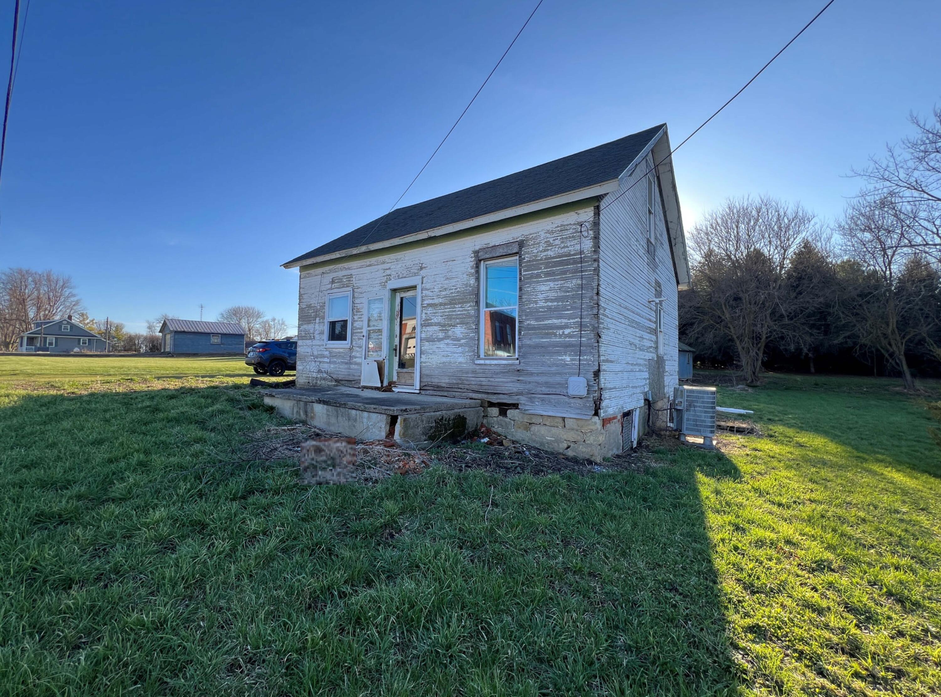 16077 Pasco Montra Road, Jackson Center, Ohio 45334