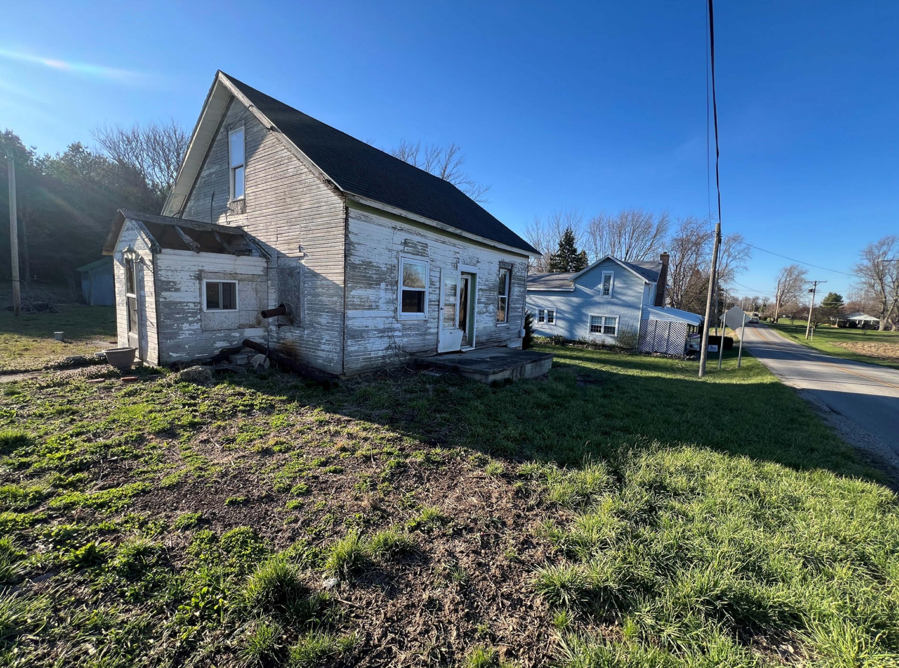 16077 Pasco Montra Road, Jackson Center, Ohio 45334