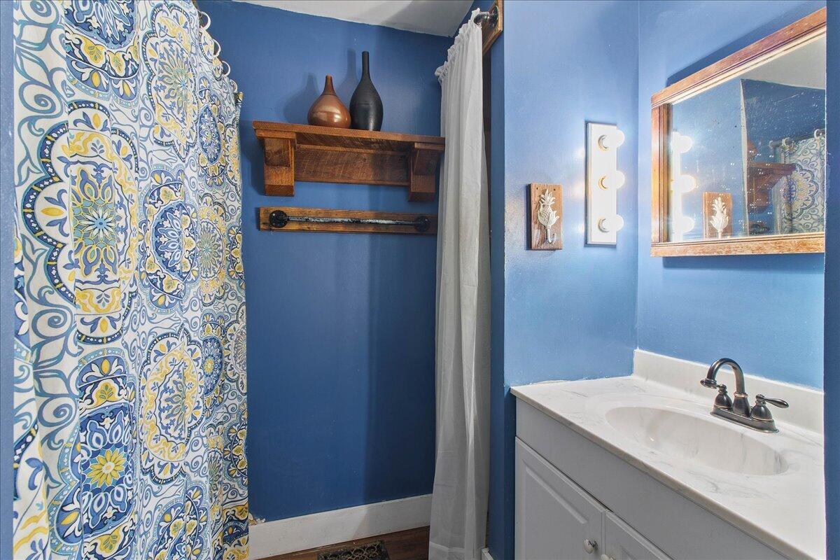 431 Center Street, West Mansfield, Ohio 43358