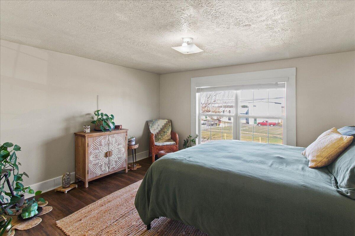 431 Center Street, West Mansfield, Ohio 43358