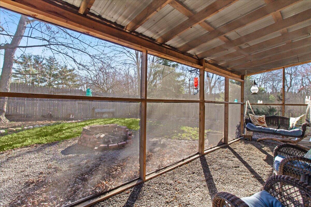 431 Center Street, West Mansfield, Ohio 43358