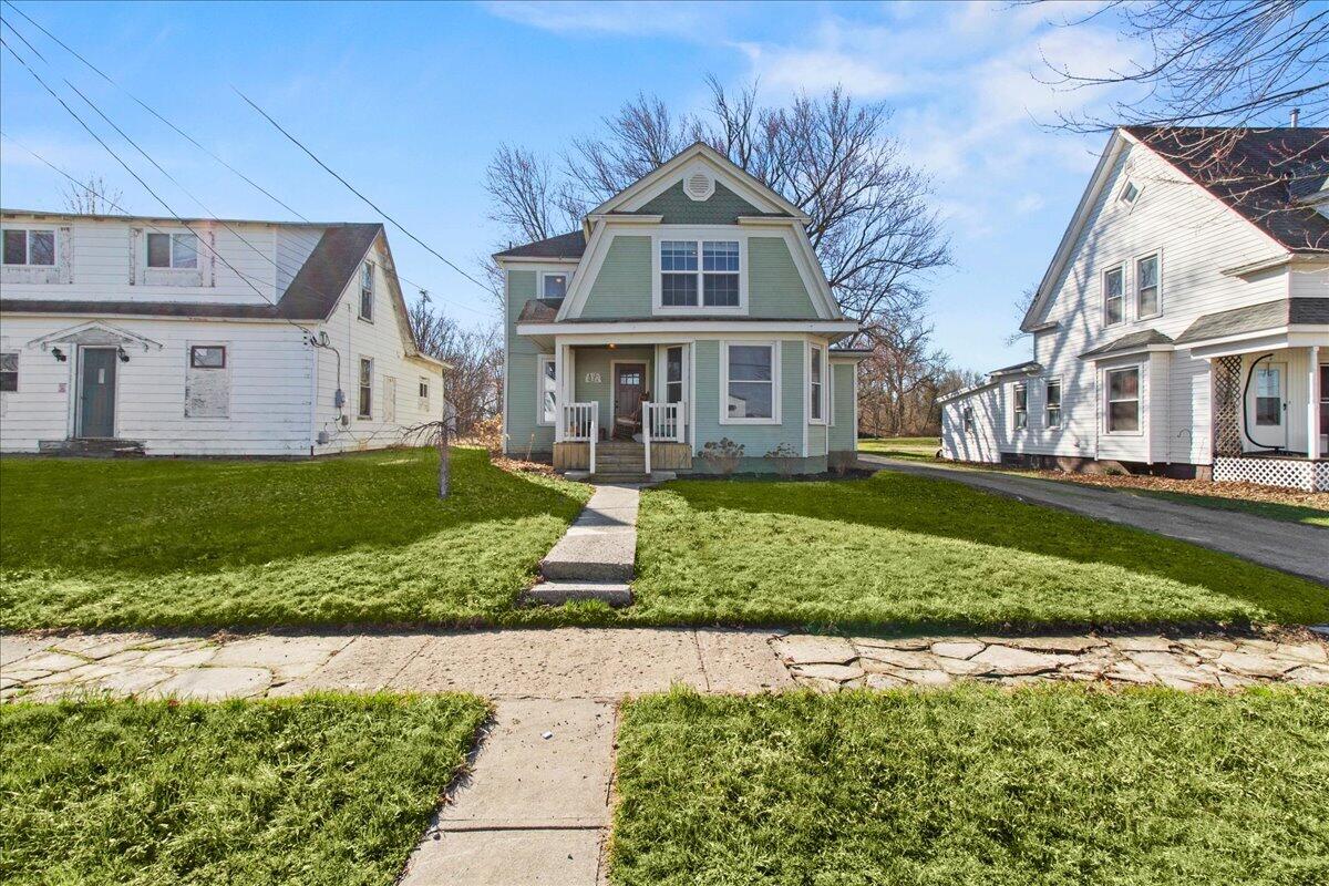 431 Center Street, West Mansfield, Ohio 43358