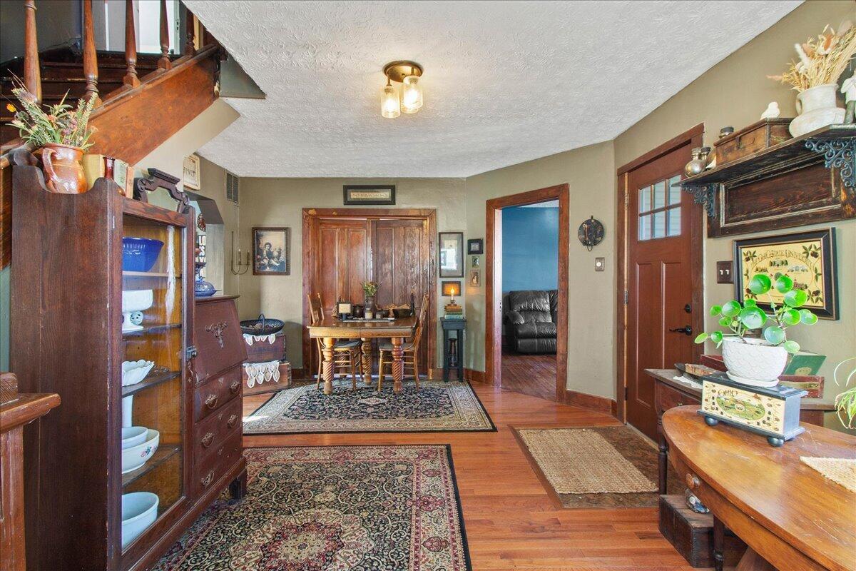 431 Center Street, West Mansfield, Ohio 43358